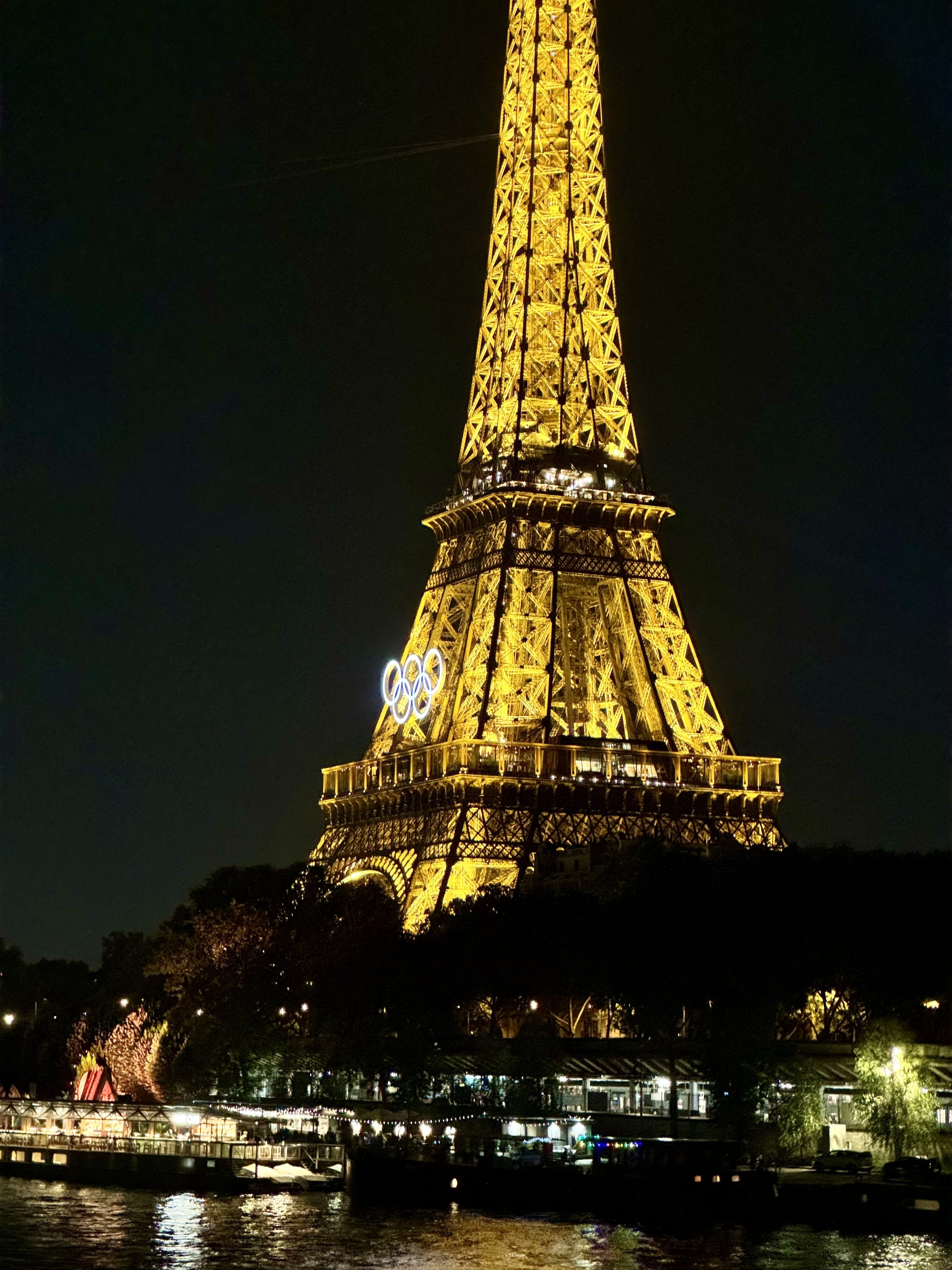 パリで1番好きになった、エッフェル塔のある風景｜手塚 大貴