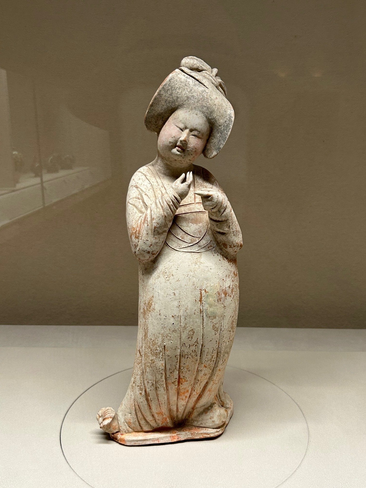 唐時代の屈指の名品「婦人俑」 ふくよかな造形の美しさが際立つ 【大阪