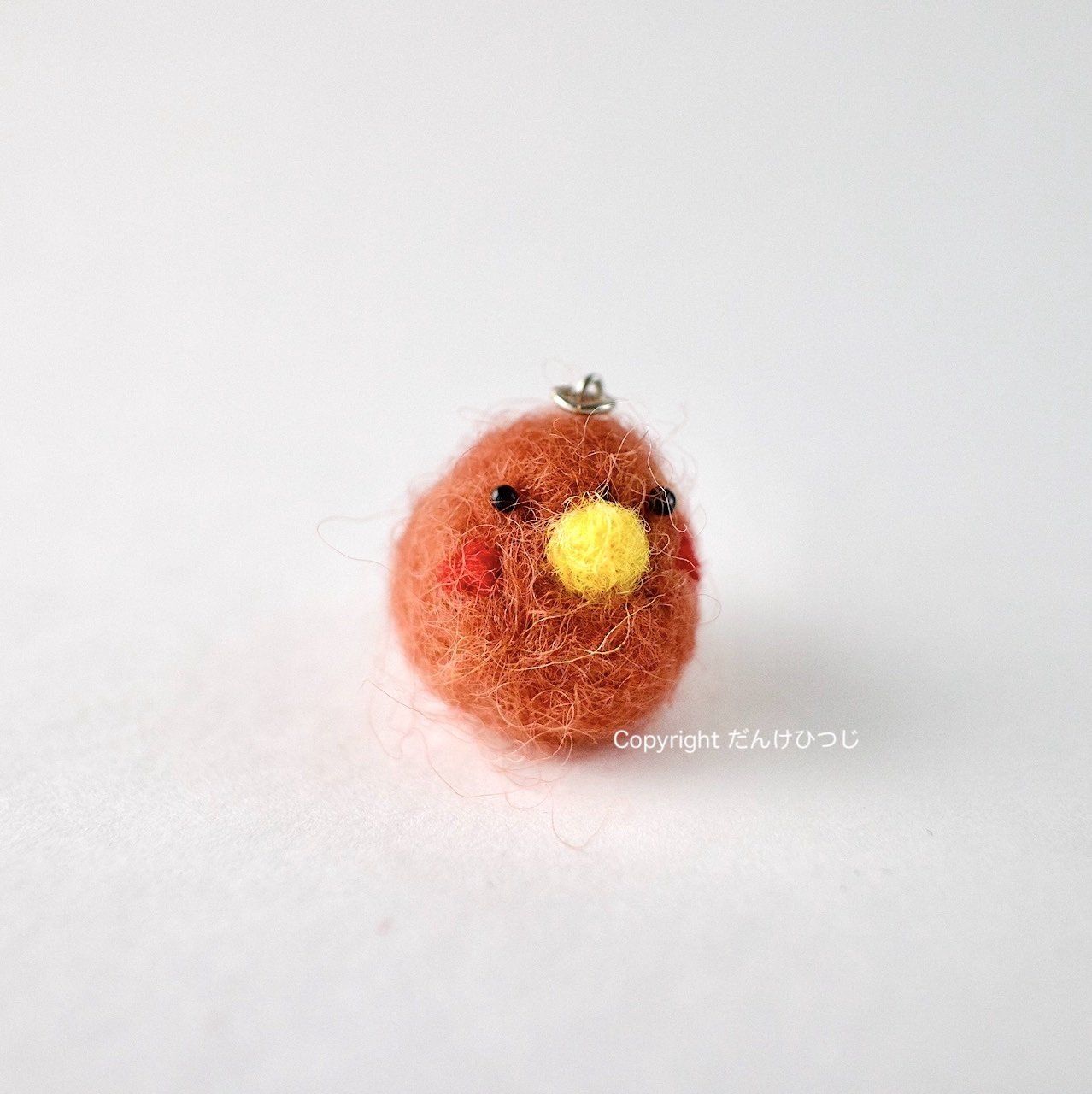 個性的鳥の羊毛フェルト　つけまちゃん 個性的鳥の羊毛フェルト つけまちゃん 個性的鳥の羊毛フェルト つけ