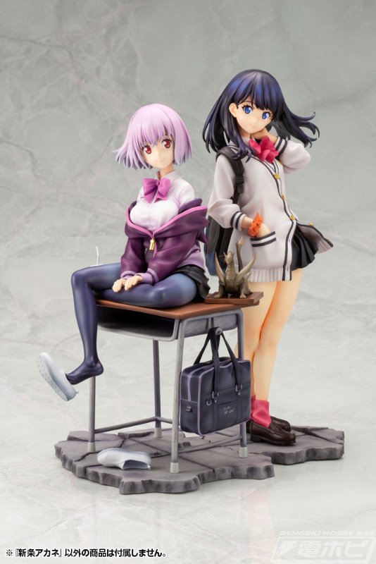 魅力的なボディラインも再現!『SSSS.GRIDMAN』制服姿の新条 魅力的なボディラインも再現!『SSSS.GRIDMAN』制服姿の新条