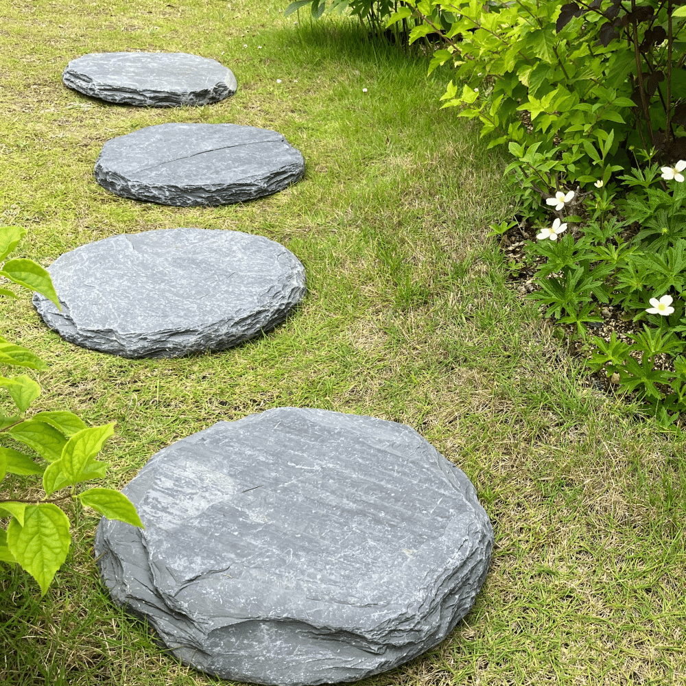 装飾的な庭の石の飛び石、 9.8 インチの足跡石ヨーロピアンスタイルの  