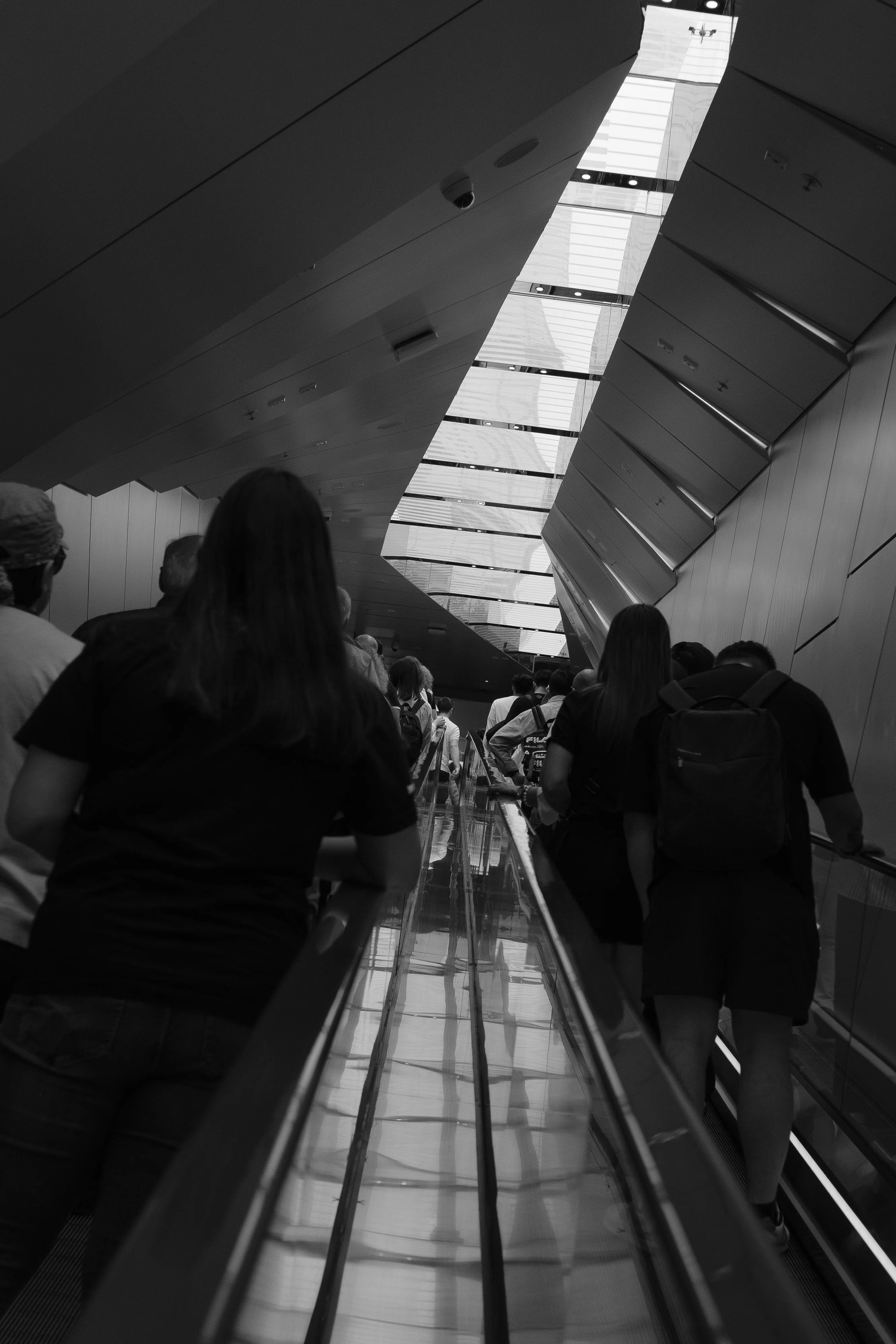 X100Fは本当にオールドレンズのような描写をするのか？/香港で検証して