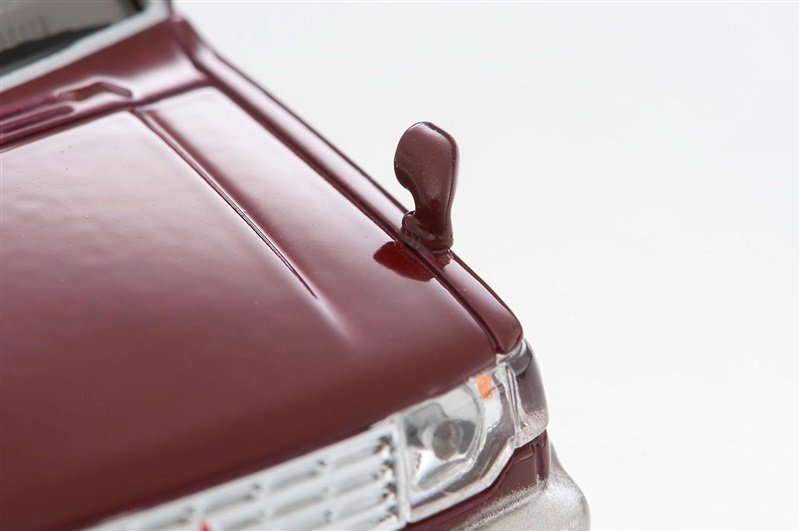 LV-N206c 三菱 パジェロ ミッドルーフワイド VR オプションパーツ装着車（緑/ベージュ）91年式 テント、フィギュア付 トミーテック 330820