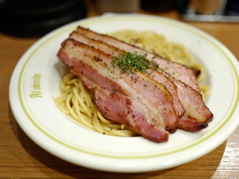 Peperoncino with Bacon at Al Dente｜サカキシンイチロウ