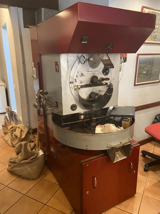 バルセロナのとある伝統カフェ｜近藤雅義