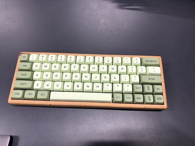 自作キーボード セパレート 60KEYS SP50 キーキャップ付 組立済 自作キーボード セパレート 60KEYS SP50 キーキャップ付 組立済