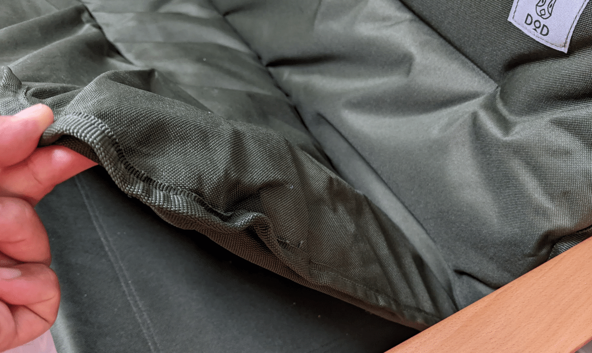 DOD•折り畳みソファベンチ 狭い子供部屋にはアウトドア用折り畳みベンチが使い勝手が良い