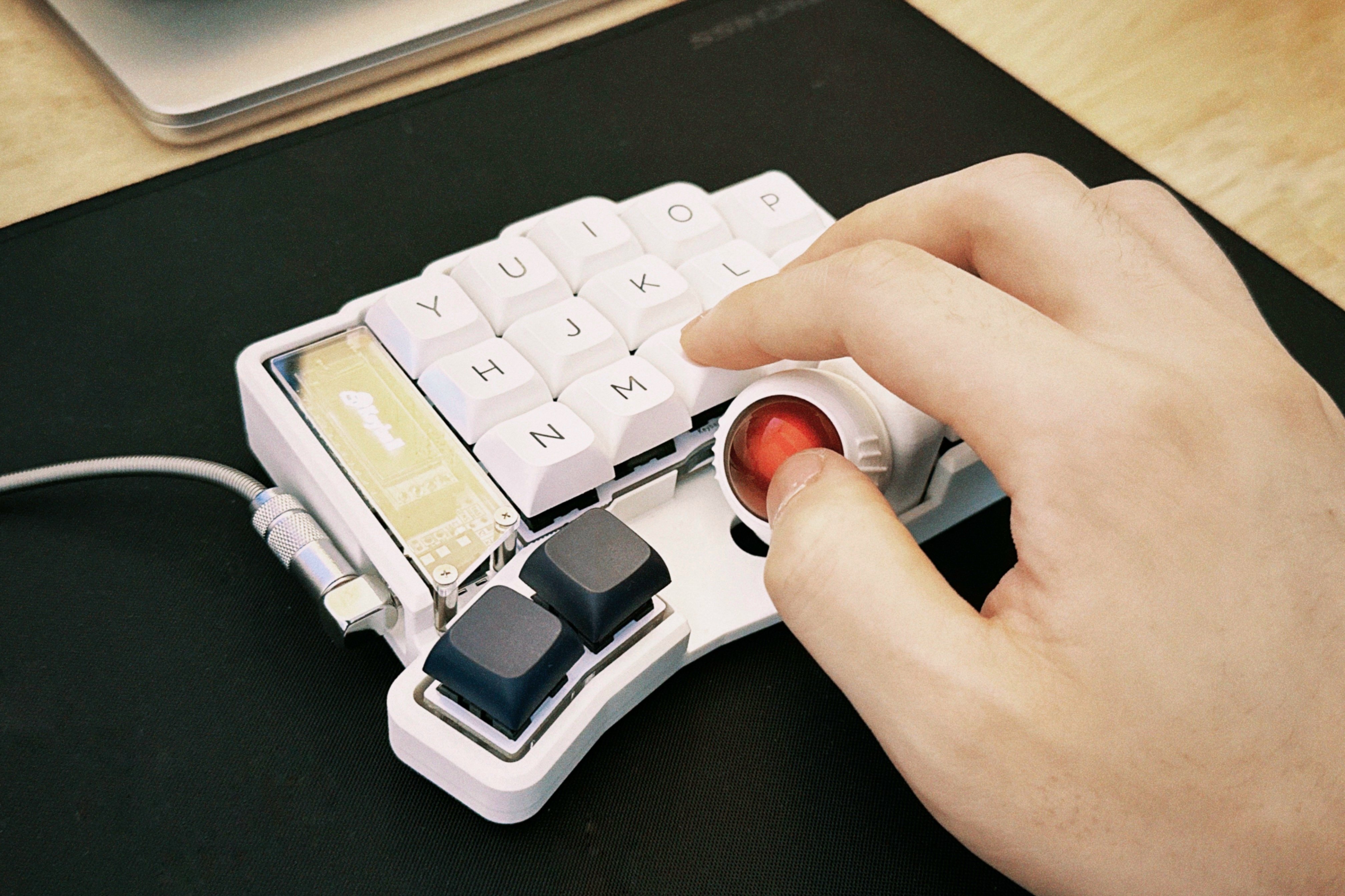 トラックボール付きキーボード「Keyball39」1ヶ月使ってみての トラックボール付きキーボード「Keyball39」1ヶ月使ってみての