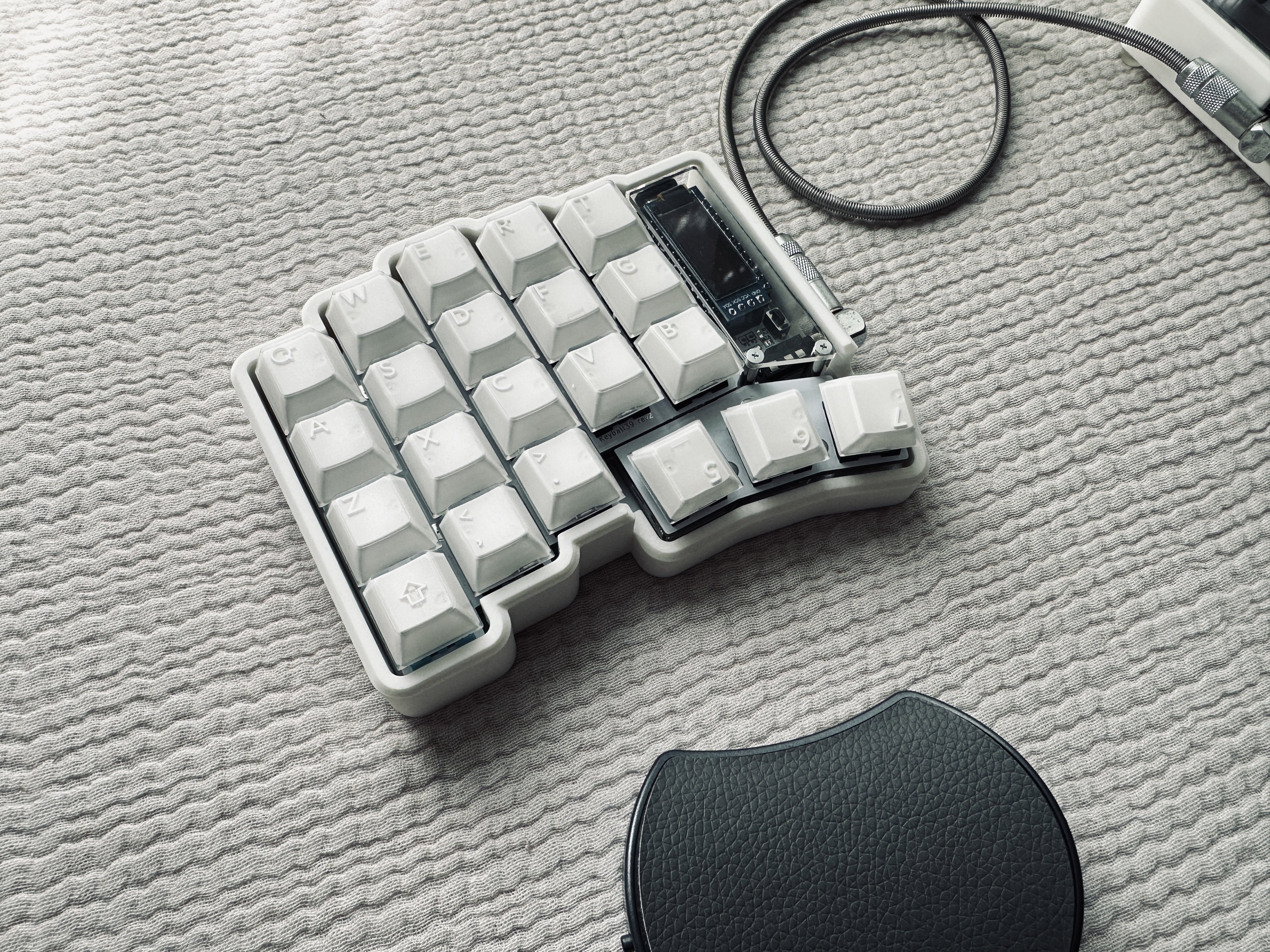 トラックボール付きキーボード「Keyball39」1ヶ月使ってみての トラックボール付きキーボード「Keyball39」1ヶ月使ってみての