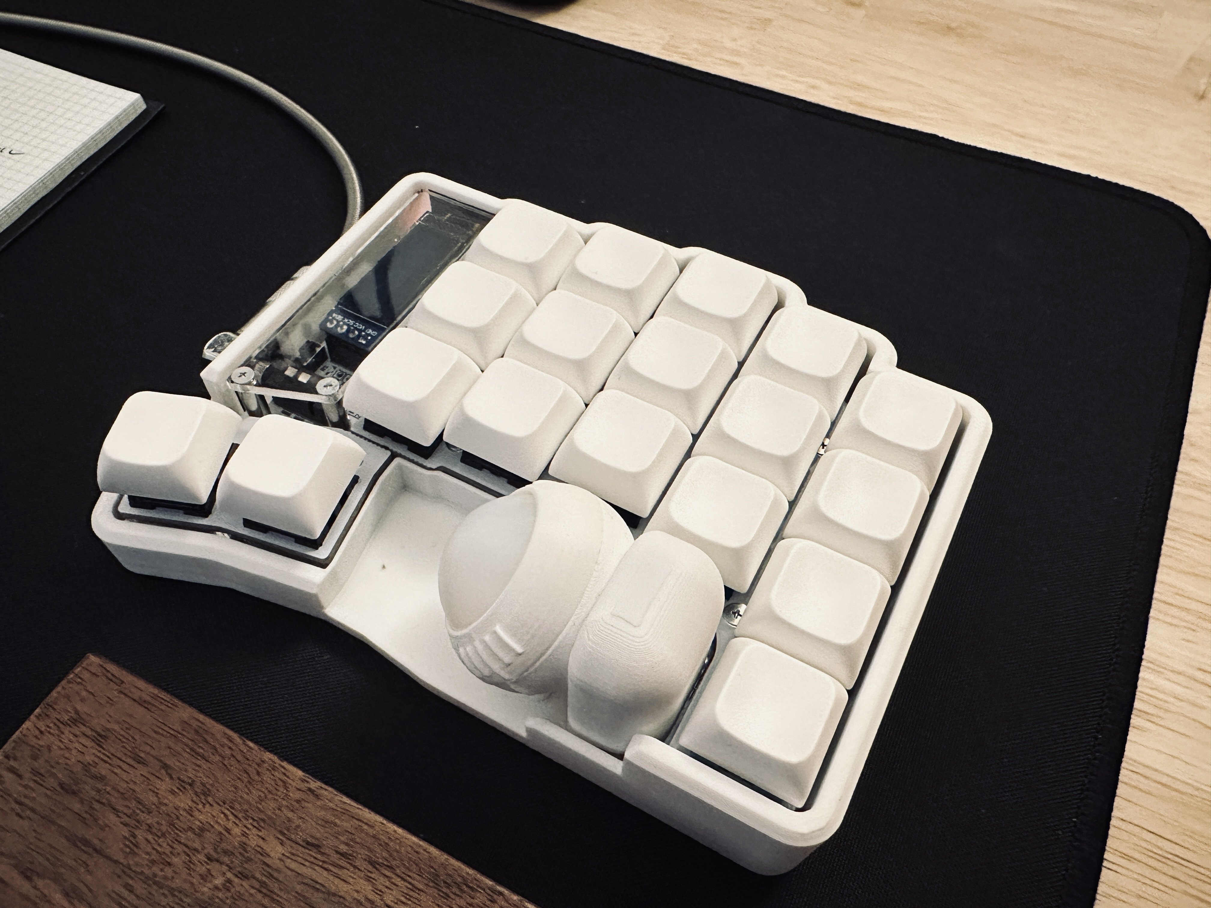 トラックボール付きキーボード「Keyball39」1ヶ月使ってみての トラックボール付きキーボード「Keyball39」1ヶ月使ってみての