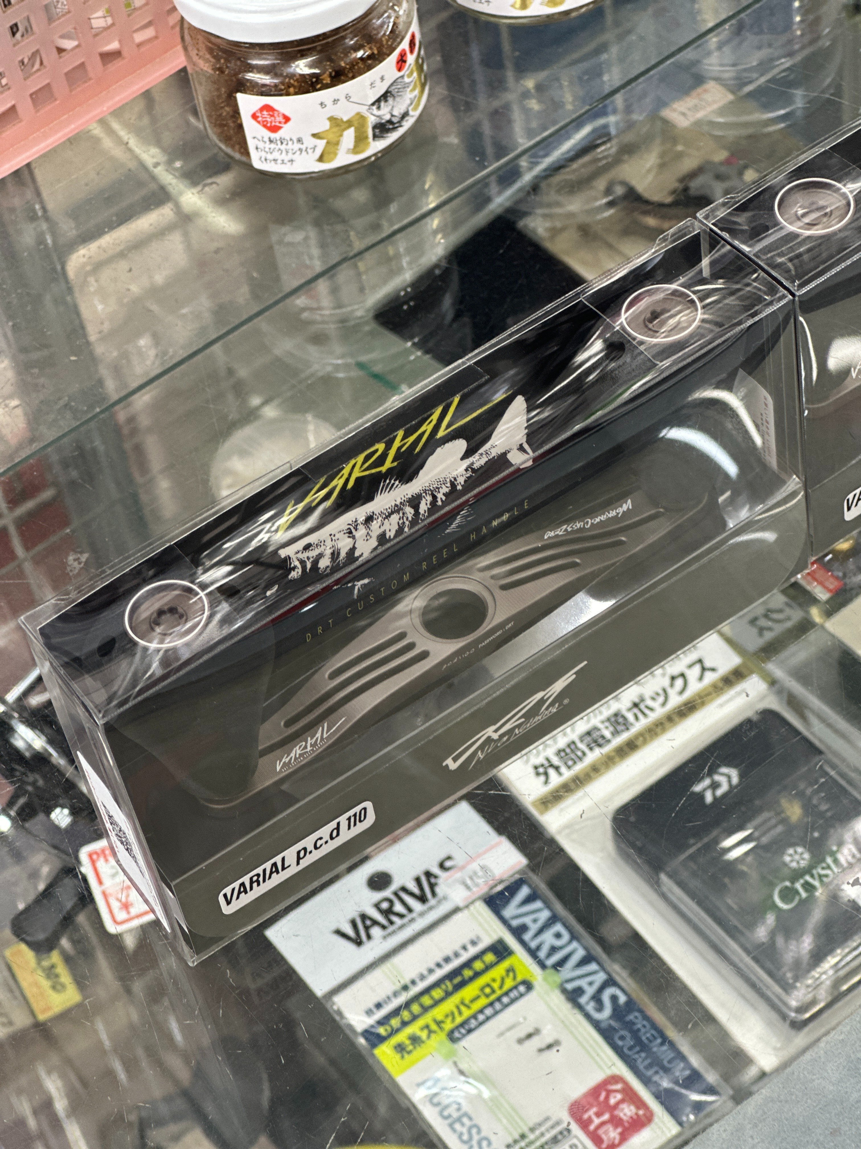 ほその釣具店】WCZシグネチャー・カラーVARIAL(バリアル ほその釣具店】WCZシグネチャー・カラーVARIAL(バリアル