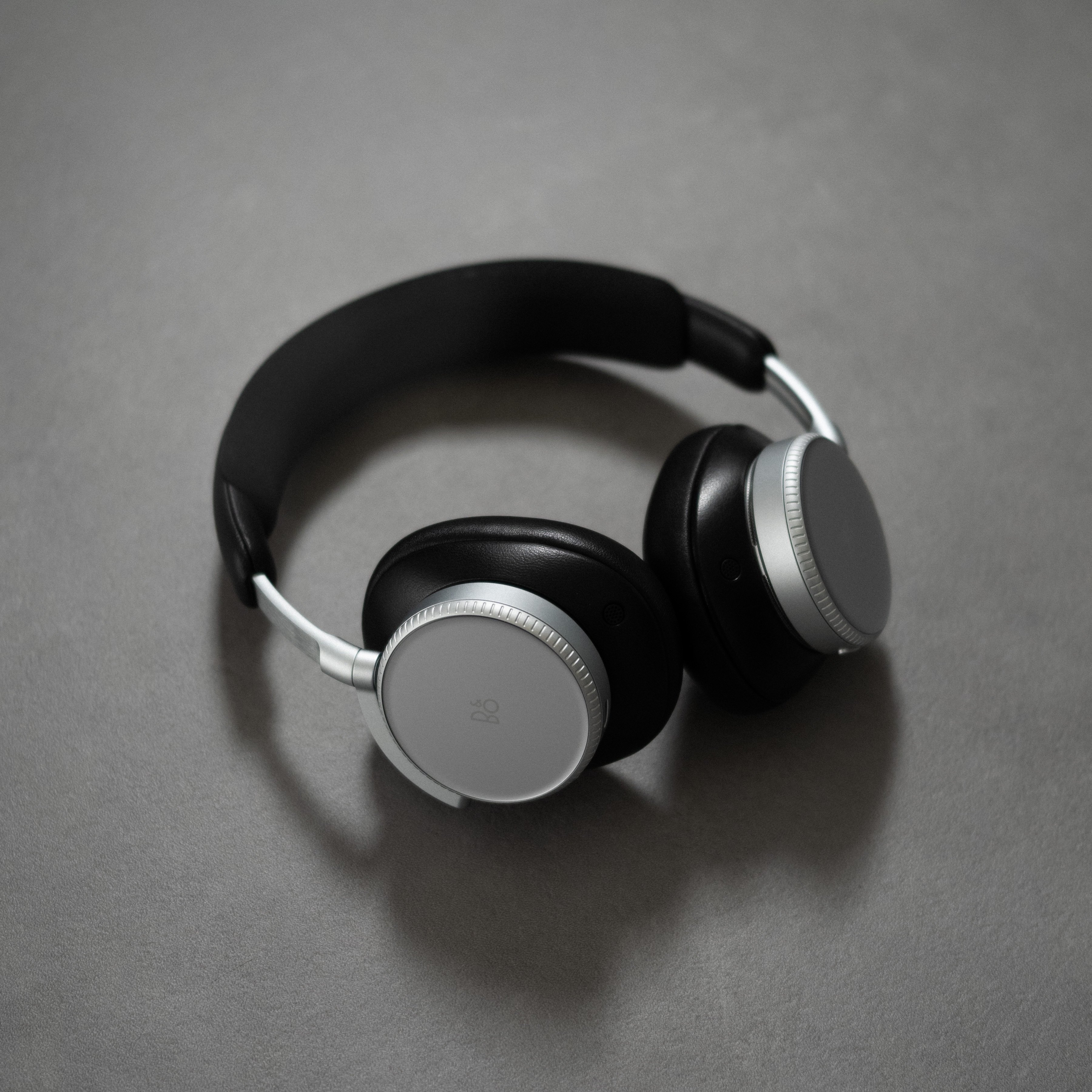 Beoplay H100 レビュー】Beoplay H100へのラブレター｜Negi fumi