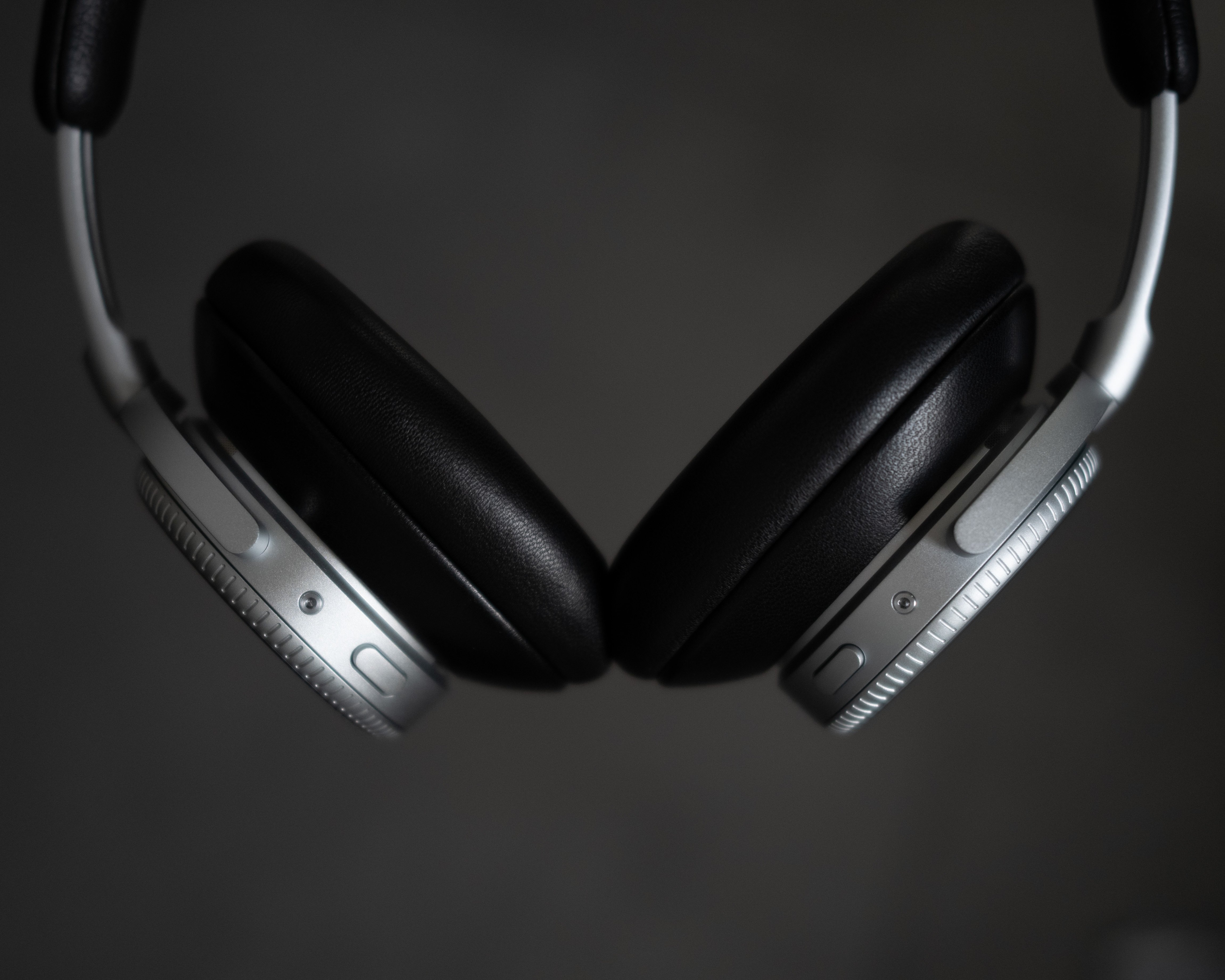 Beoplay H100 レビュー】Beoplay H100へのラブレター｜Negi fumi