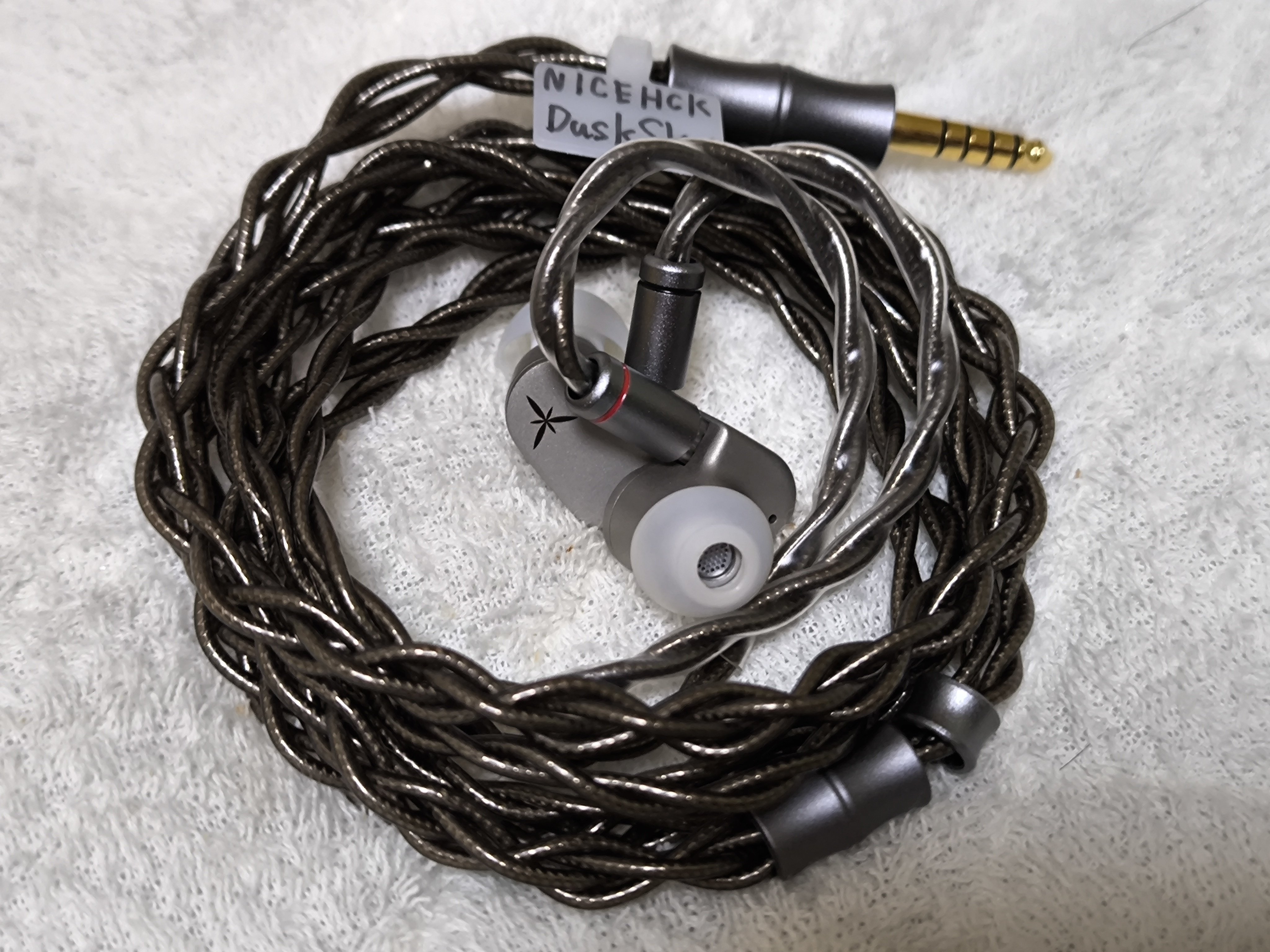NICEHCK Acelilac / DuskSky イヤホンリケーブル 2024年9月｜西野績葉