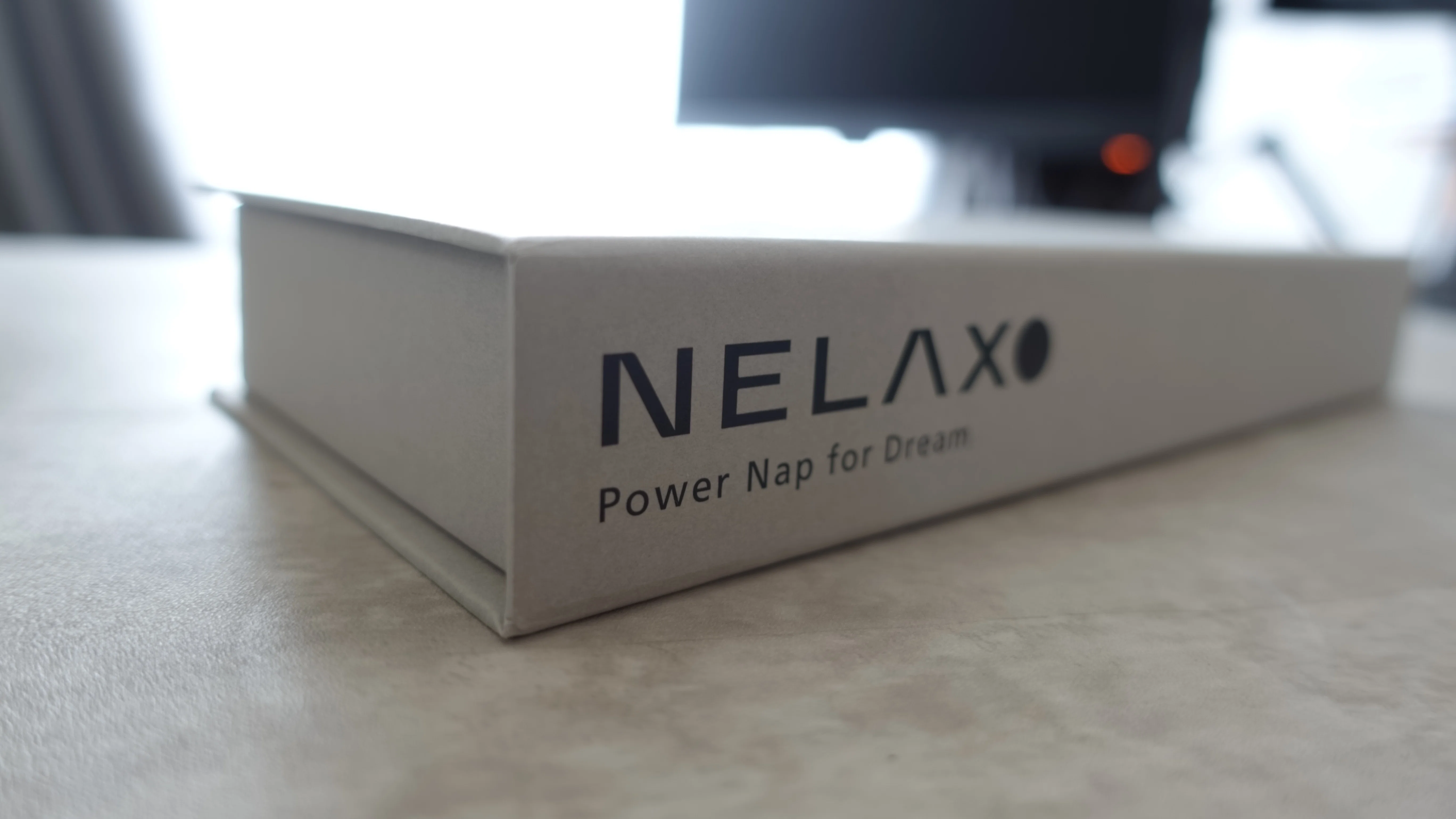 即寝落ちできると話題の加重アイマスク「NELAX」｜4.5room(資料室