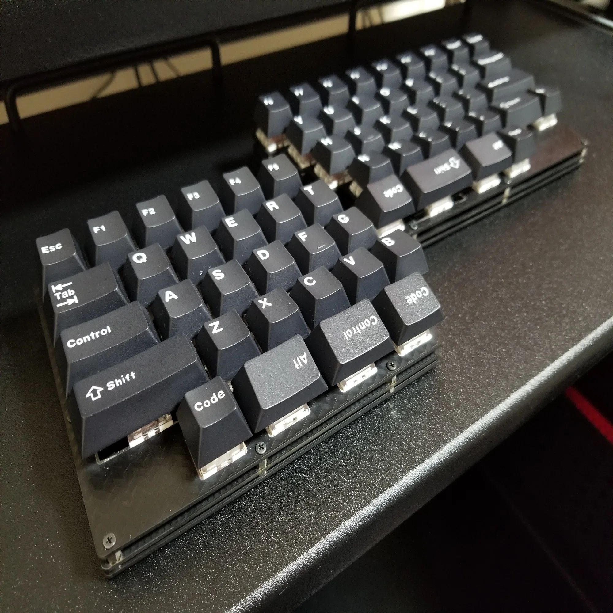 自作キーボード「ThumbDay」を設計した話｜aoi