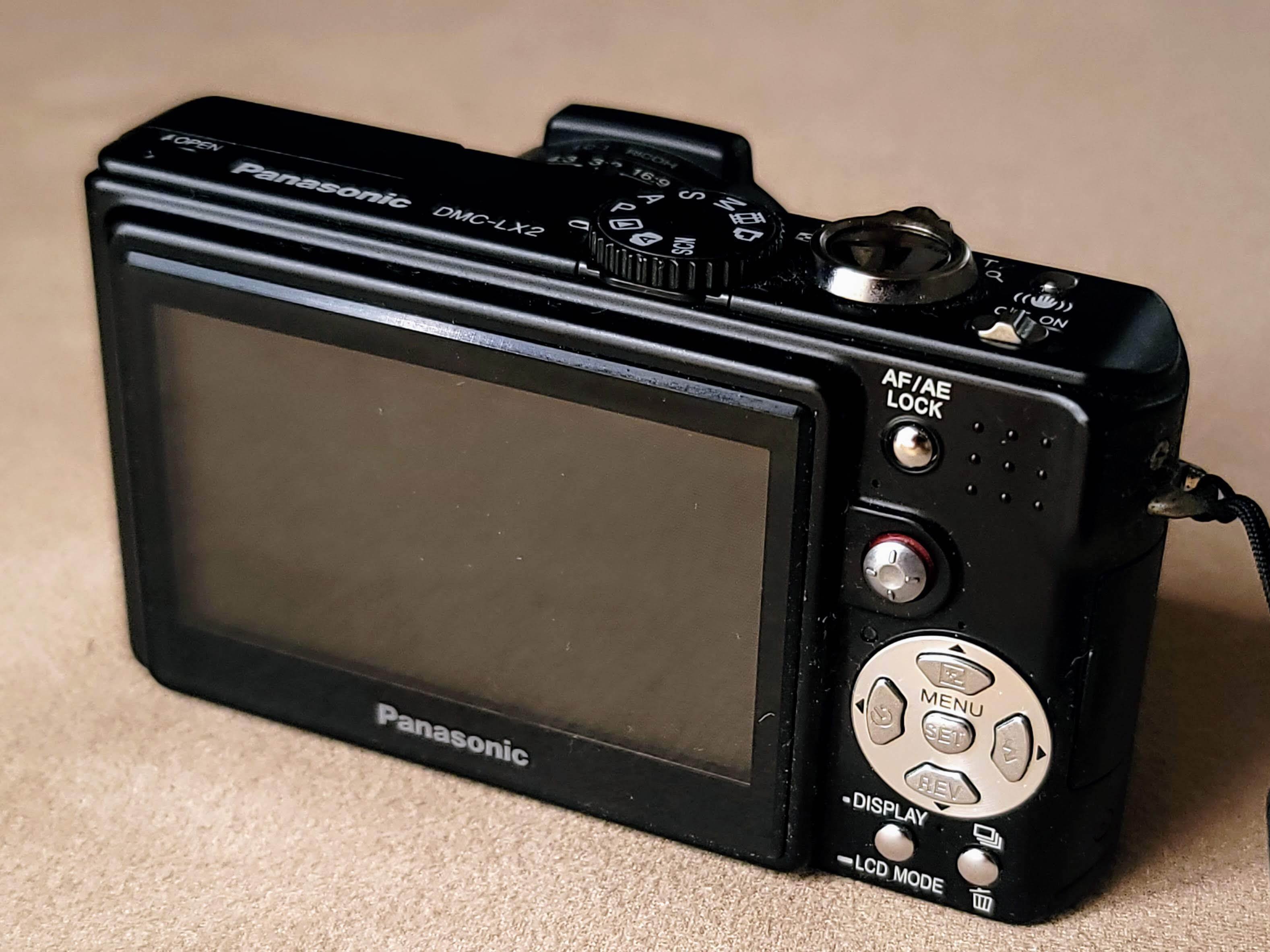 私には刺さったコンデジ LUMIX LX2|furukuma 私には刺さったコンデジ LUMIX LX2|furukuma