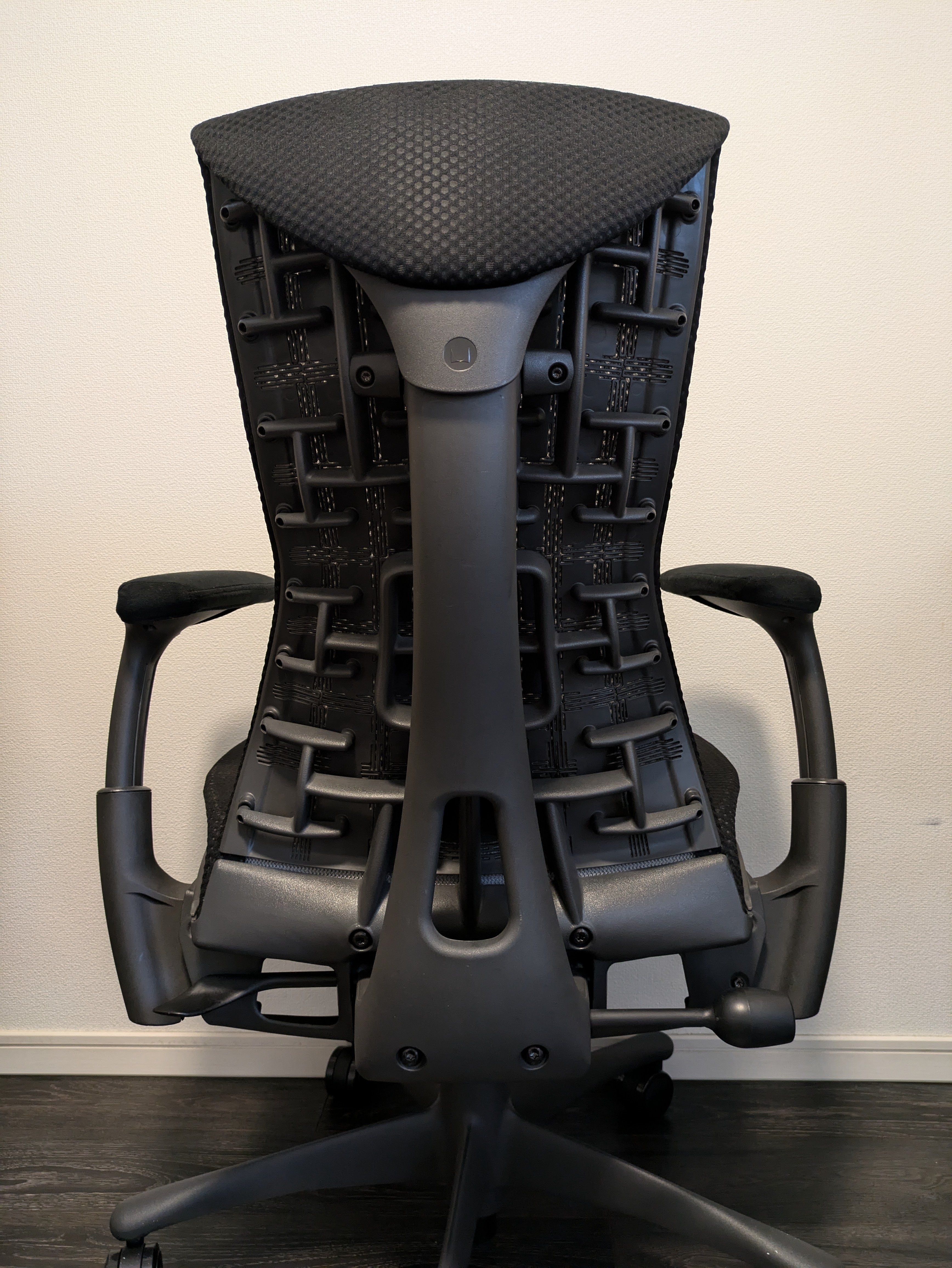 エンボディチェア Embody Chairs グラファイトフレーム カーペットキャスター シンク ブラック ハーマンミラー :  hm-cn122a-gg-sbk : オフィス家具通販のオフィスコム - 通販 - Yahoo!ショッピング