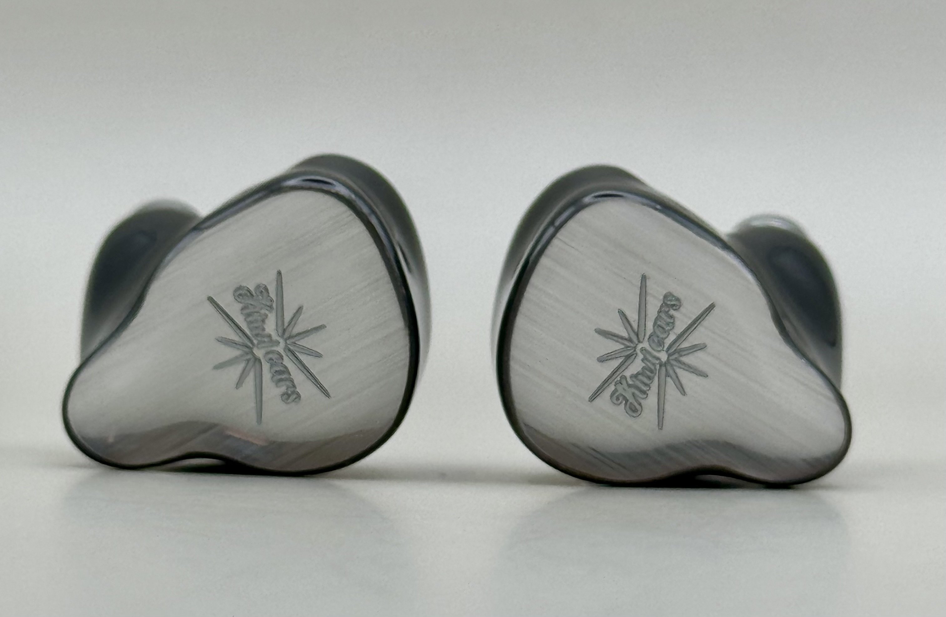 Kiwiears KE4 シルバー リケーブル可能イヤホン kiwi ears Kiwi Ears KE4 | Completely Redesigned 2DD+2BA Hybrid IEM