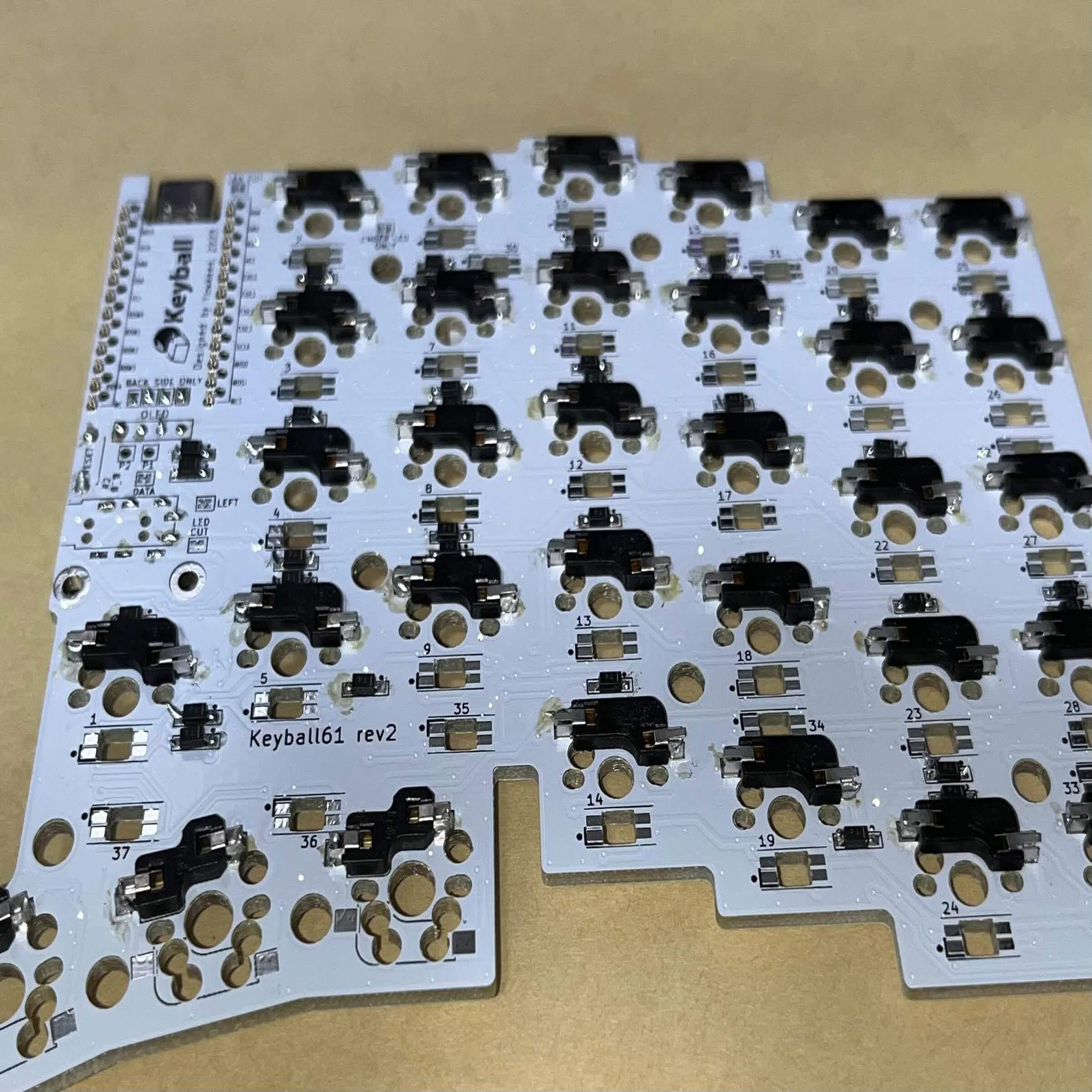 はんだ付け完全未経験者がKeyball61を作った件（＋α）について｜Ball