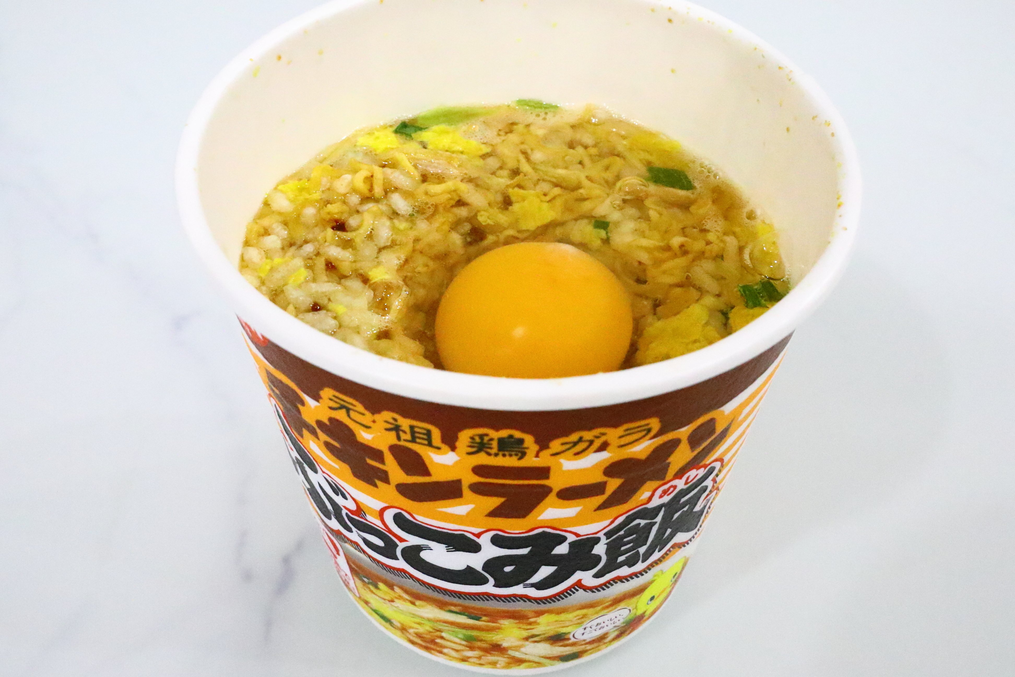 シニアの昼ごはん】「チキンラーメン ぶっこみ飯」をぶっこんでみた
