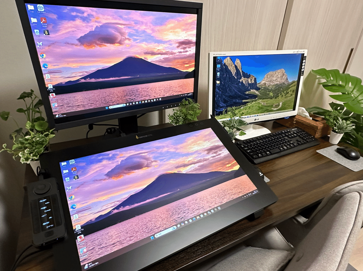 最高品質の液タブ『Xencelabs ペンディスプレイ 24』を使って 最高品質の液タブ『Xencelabs ペンディスプレイ 24』を使って