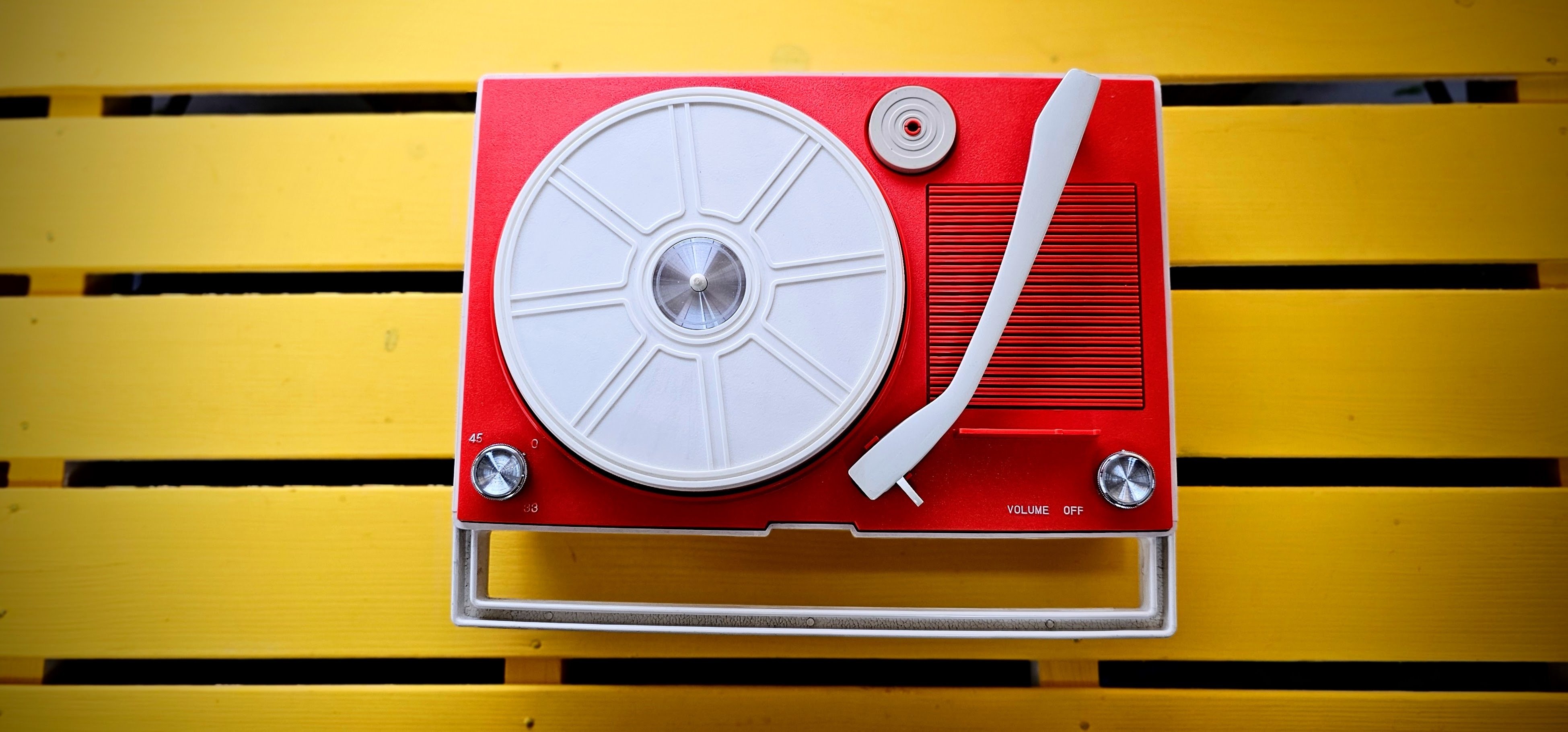 昭和レトロ】見た目もかわいい！音質と機能が魅力のヴィンテージ