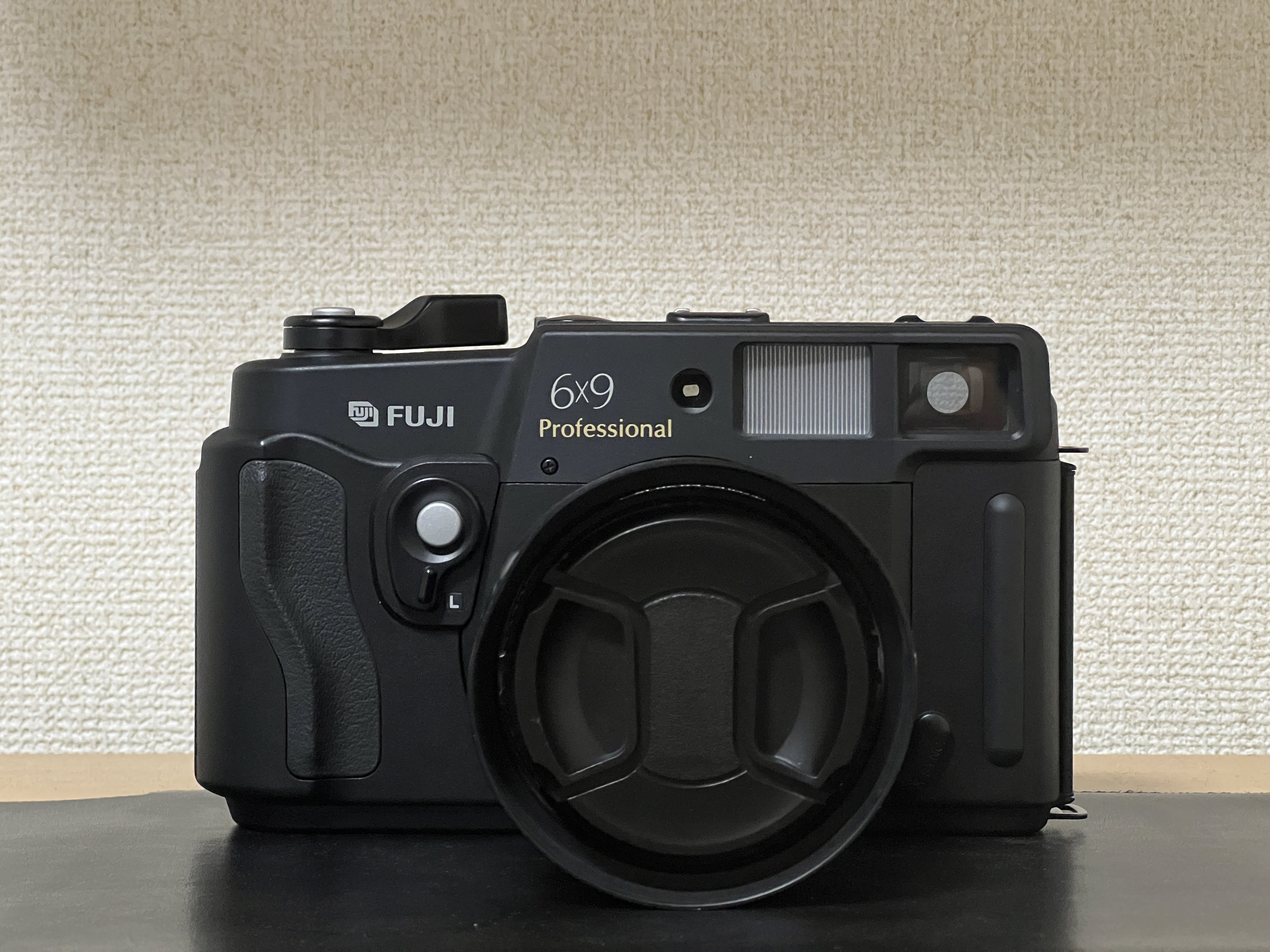 vol.366 GW690ⅢというBigなカメラを購入した。|緋色のHiro vol.366 GW690ⅢというBigなカメラを購入した。|緋色のHiro