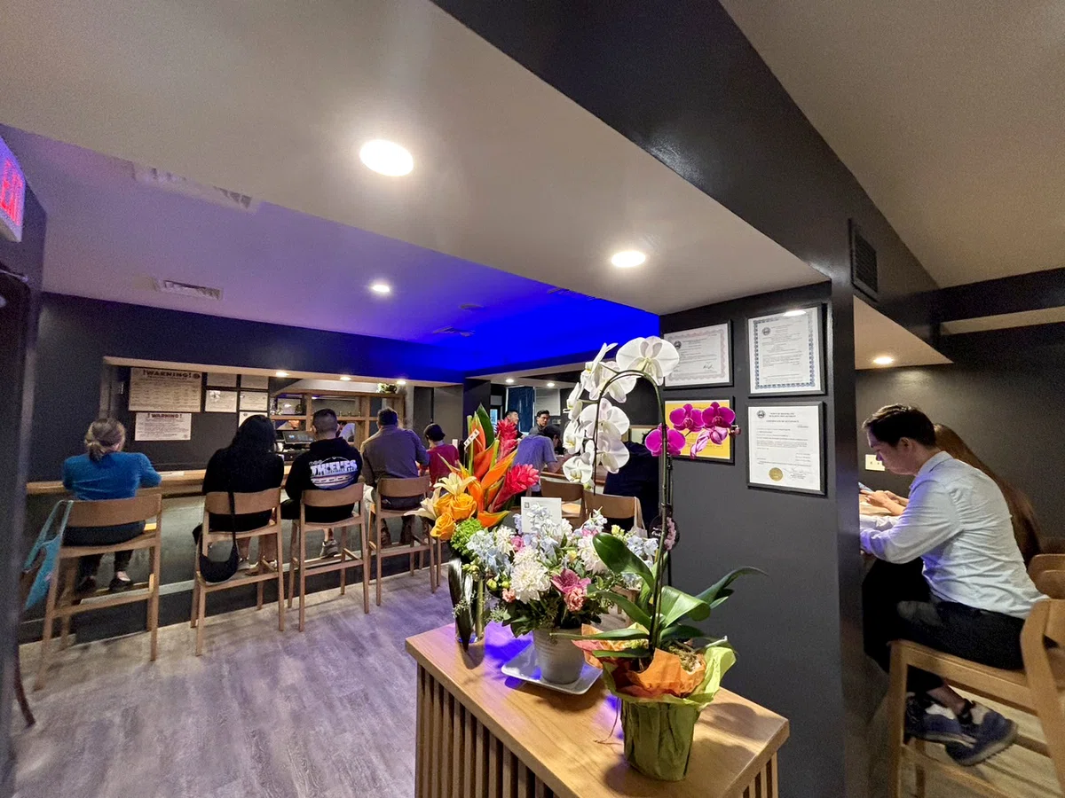 利尻らーめん味楽｣がボストンで新たな挑戦！焼き醤油ラーメンで 