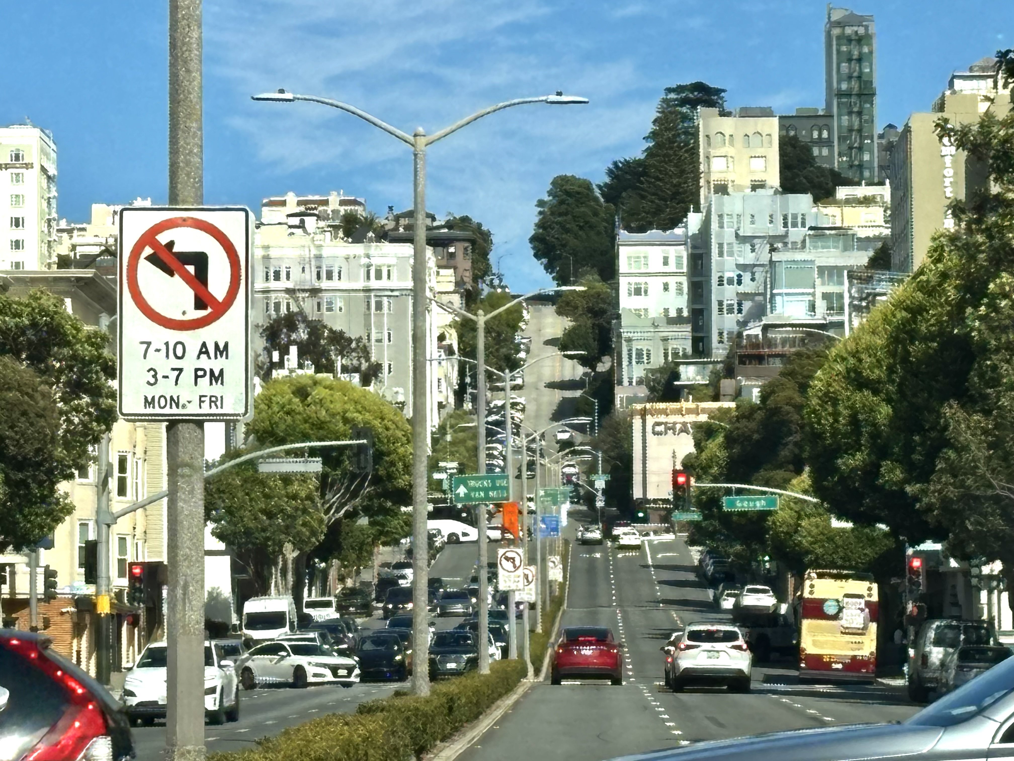 サンフランシスコは坂の街（442文字）｜Koro