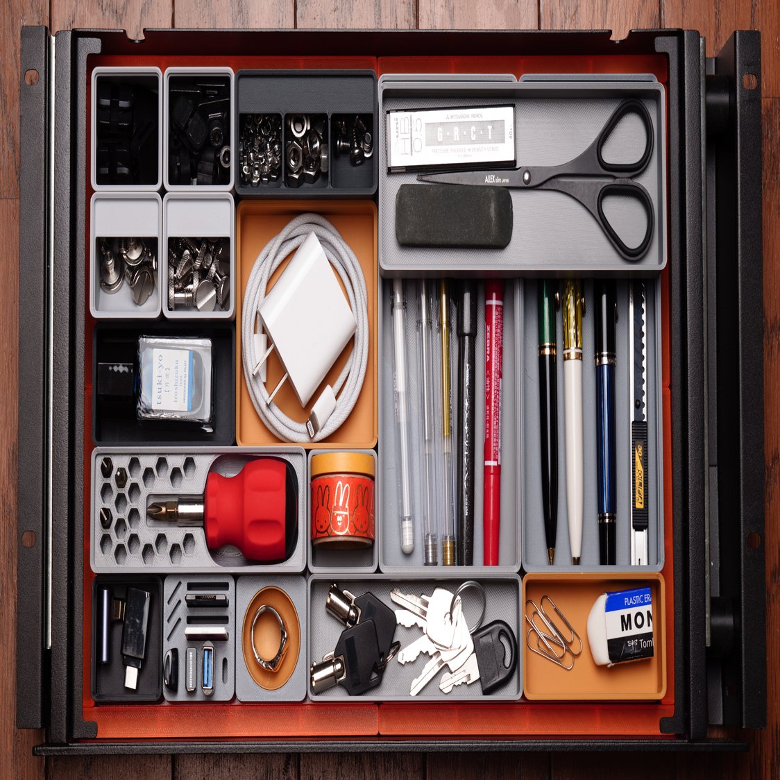 組み替え簡単！ 引き出し収納達人への道 PREDUCTS Drawer & Gridfinity｜Takuma