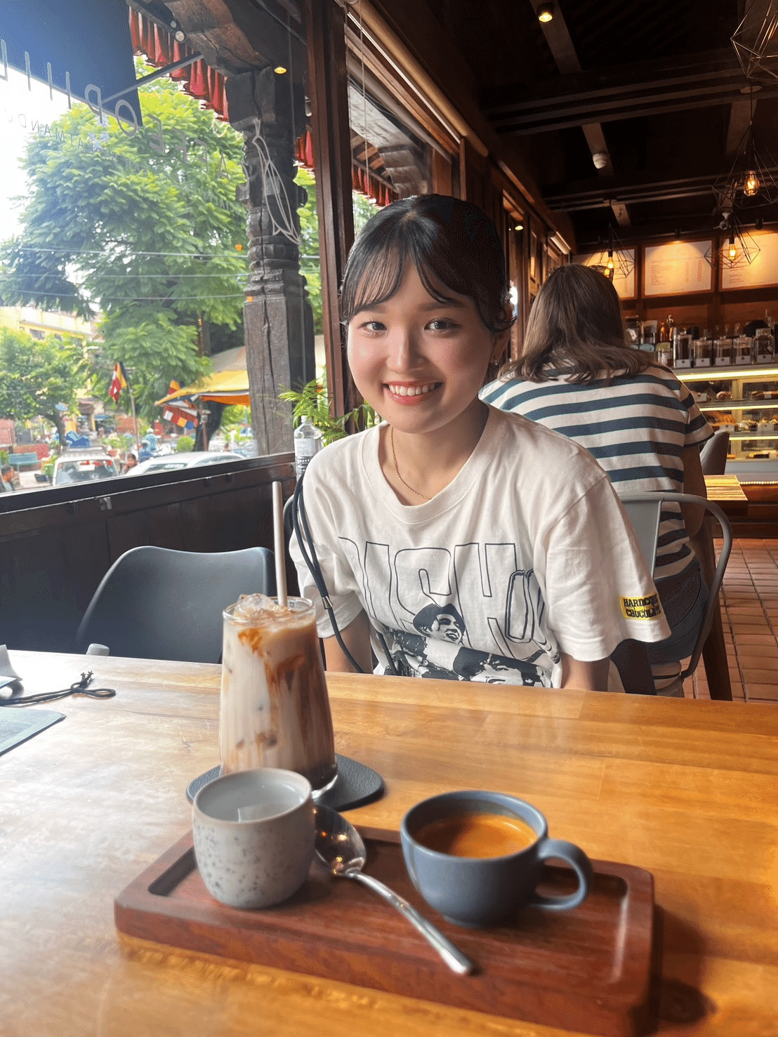 大学2年夏の長旅3日目】やっと本場の曼荼羅を購入 大学2年夏の長旅3日目】やっと本場の曼荼羅を購入