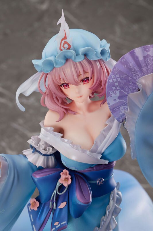 衣装からのぞく美しい肢体に釘付け！『東方Project』西行寺