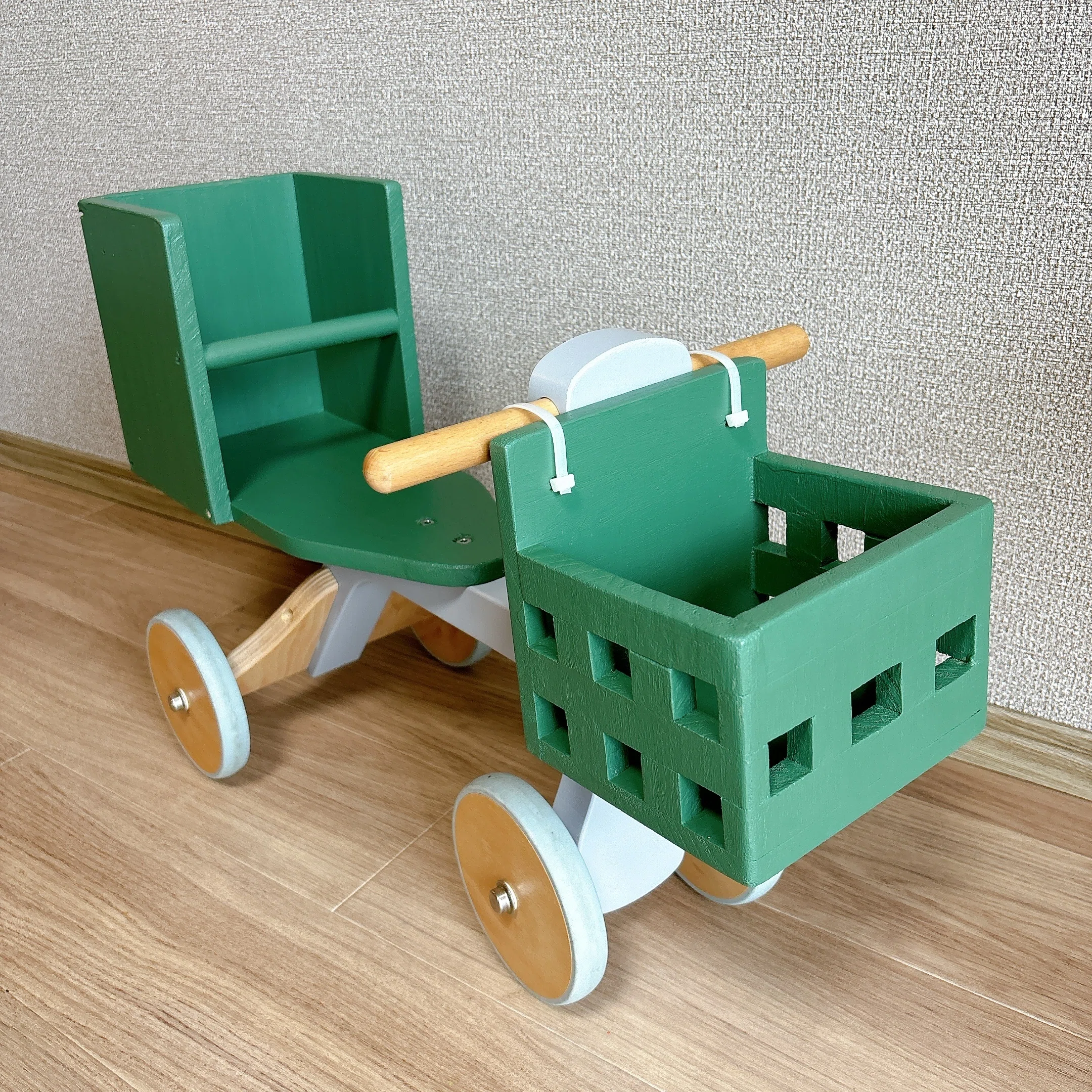 あそびのキロク「三輪車アレンジ」｜ジャブノオウチ