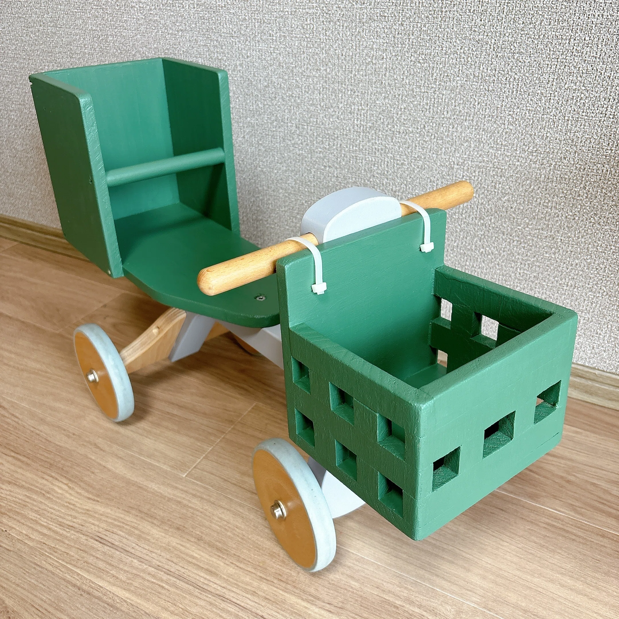 あそびのキロク「三輪車アレンジ」｜ジャブノオウチ