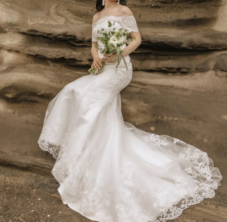 2024最新】結婚式前撮りで人気なドレスデザイン5選👗｜THE STORY