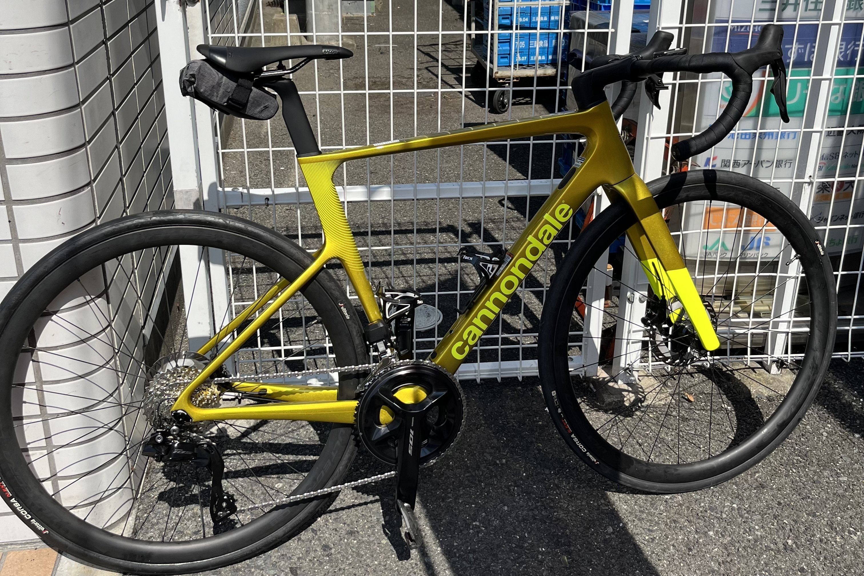 キヤノンデール スーパーシックス ハイモッド(タイヤ変更しま