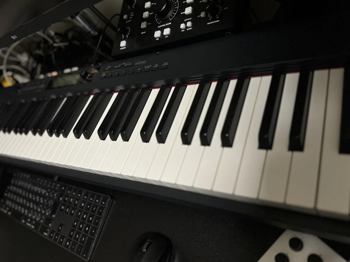 CASIOの電子ピアノCDP-S300をMIDIキーボードとして使う｜Bisk