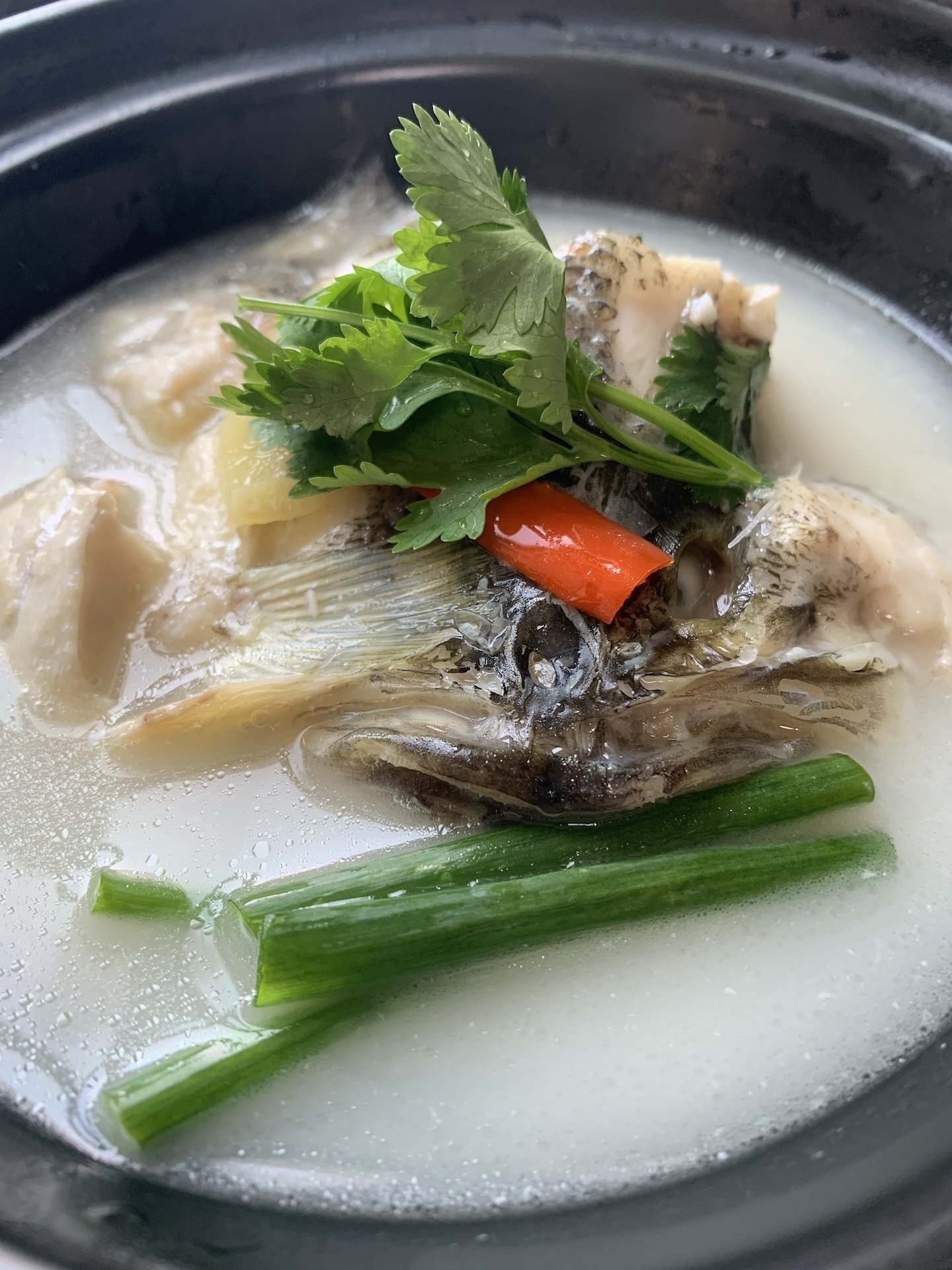 料理の旅人 再現中華11】 鱼头汤 yu tou tang / 魚頭のスープ｜古原貴大