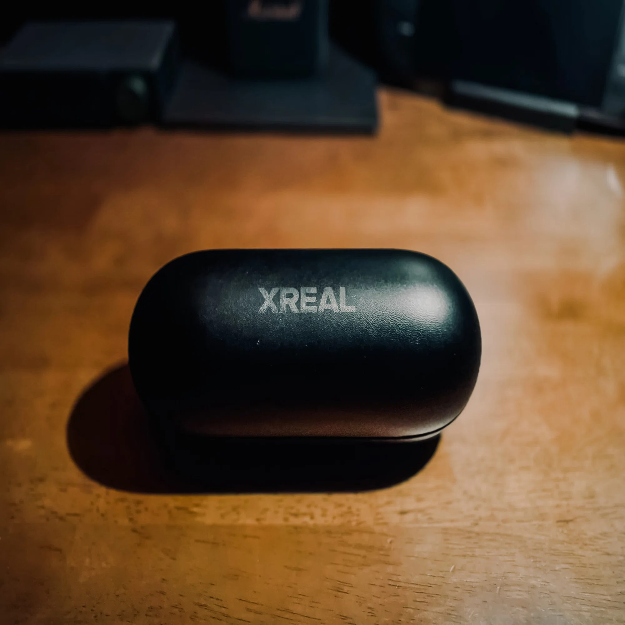 もう…デスクは要らない】 ARグラス『XREAL air 2 Pro』 は、エンタメ 