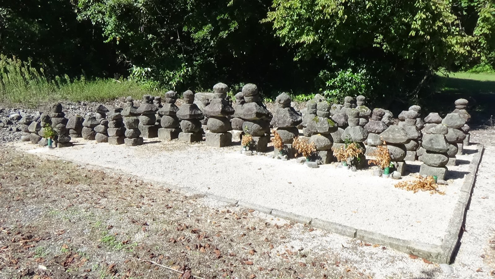 鈑戸の埋め墓 【霊峰大山のふもとの両墓制・1】｜Yuniko note