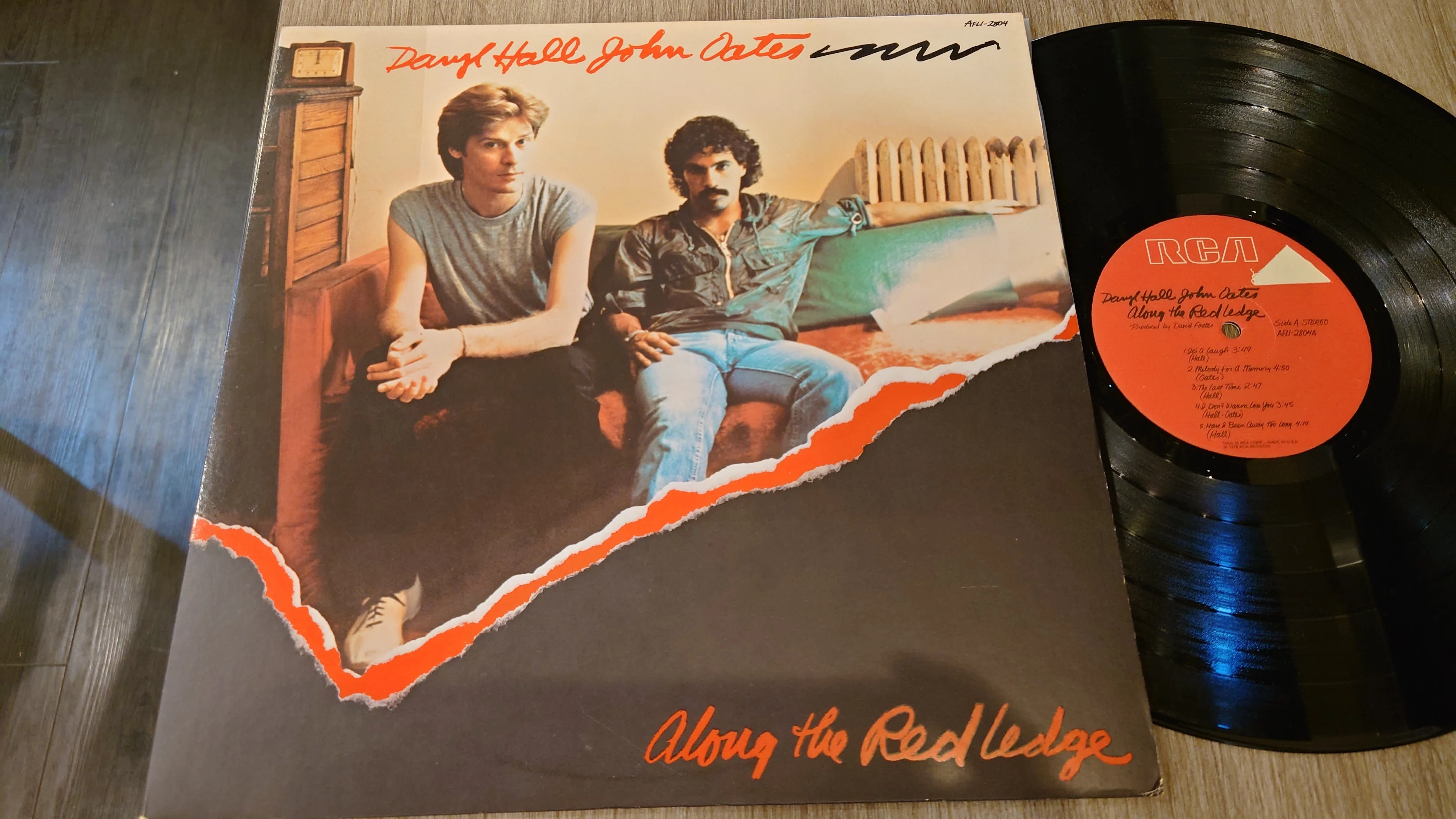 7-inch Record Specialty Shop Notes 708: 
