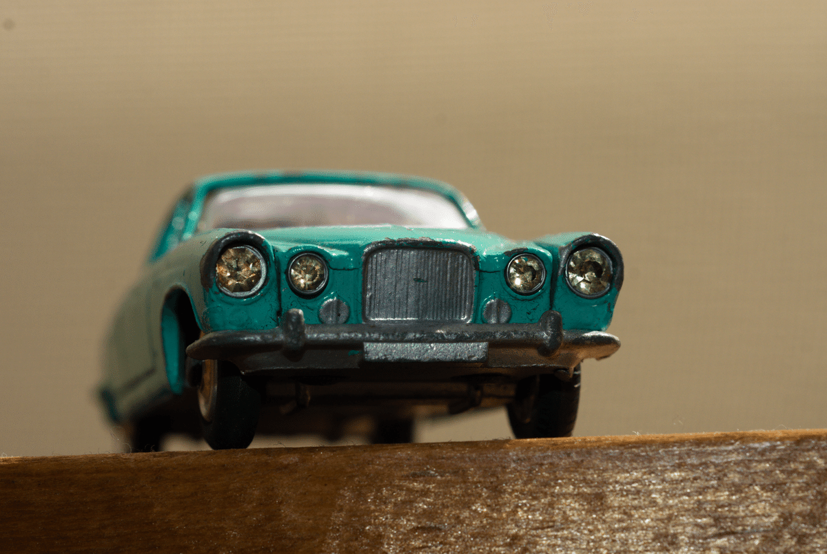 CORGI TOYS No.238 JAGUAR MARK X｜Sven.