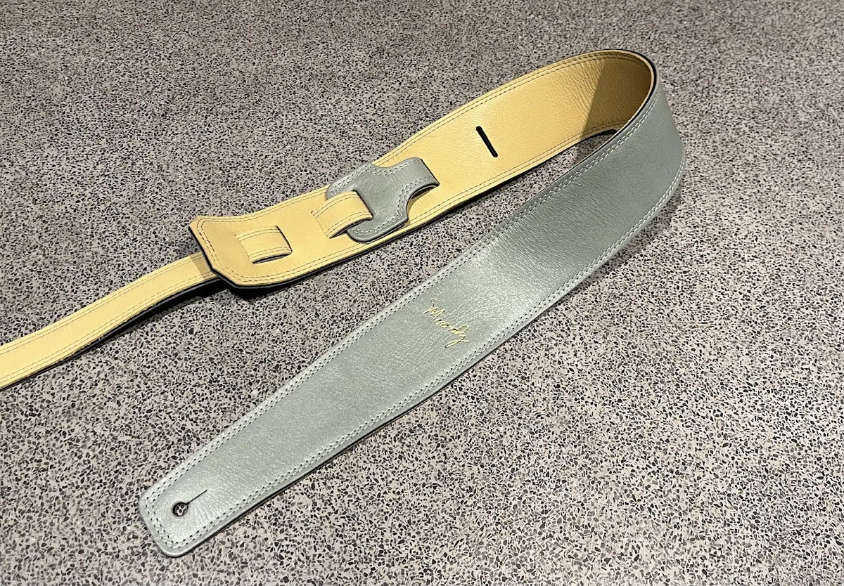TOKAI レザー ギターストラップ ビンテージ(tokai ヴィンテージ TOKAI レザー ギターストラップ ビンテージ(tokai ヴィンテージ
