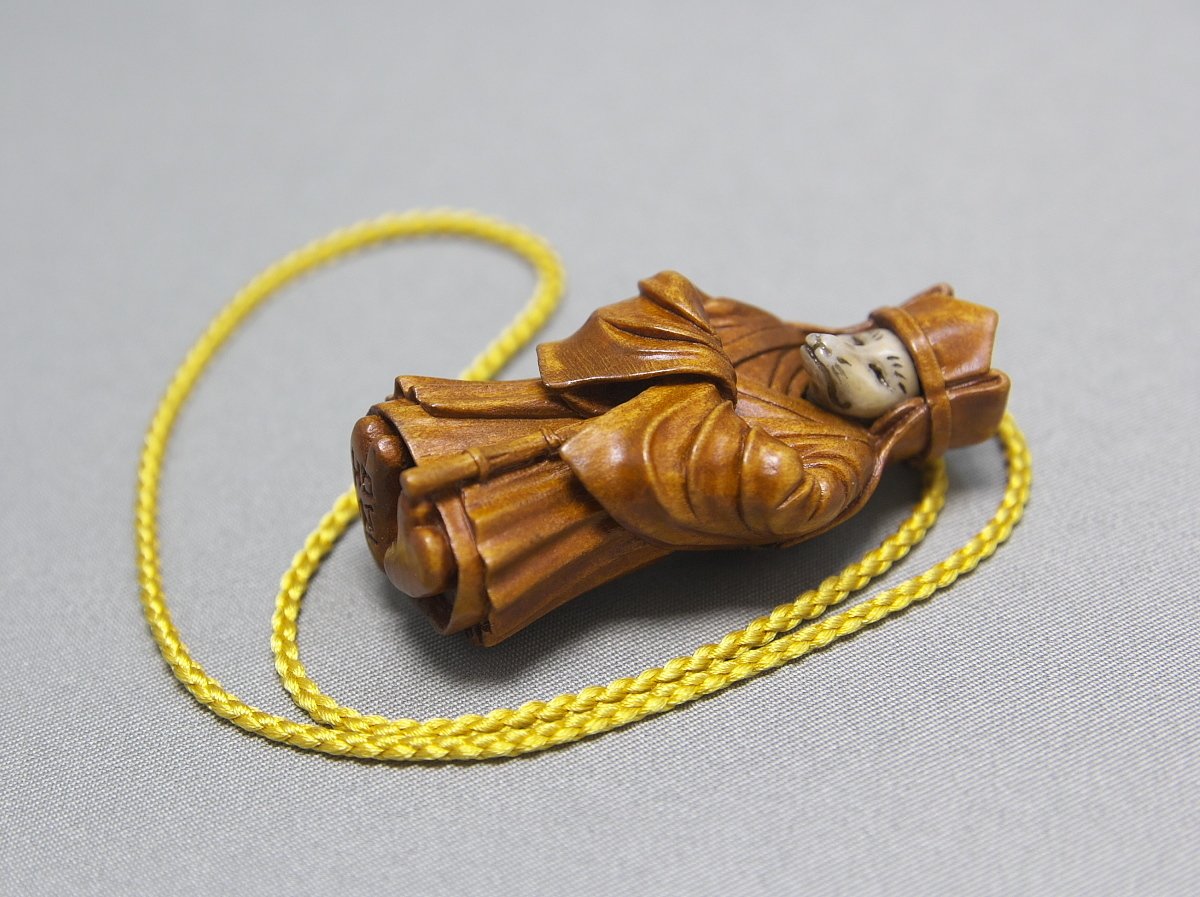 古根付 Netsuke 江戸期 鹿角 妖怪狐 狐 白蔵主 きつね 稲荷神 釣狐 古根付 Netsuke 江戸期 鹿角 妖怪狐 狐 白蔵主 きつね 稲荷神 釣狐