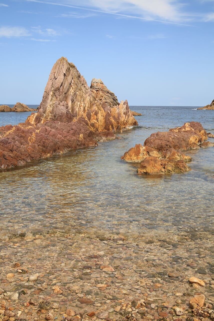 乙部町 シラフラ滝瀬海岸 (北海道) 」について詳しく見る | FIND/47
