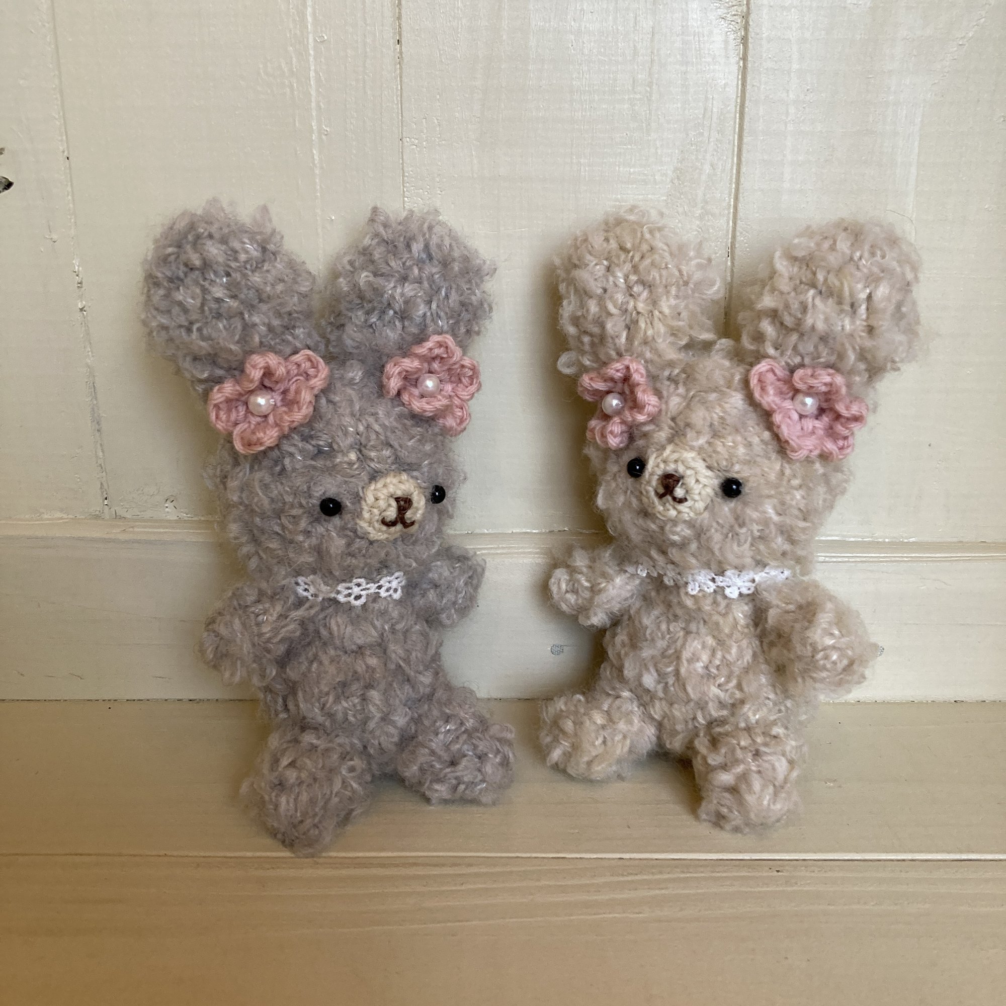 あみぐるみヘアゴム♡【お花いっぱい】お花畑ずきんうさぎちゃん  