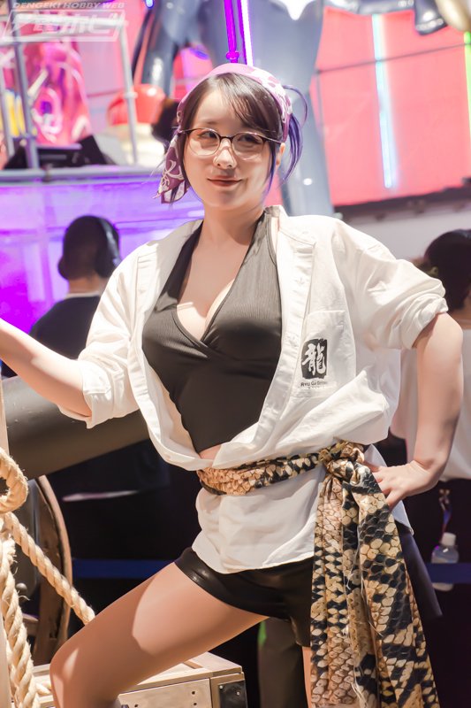 勝利の女神：NIKKE』のキャラクターに扮したコスプレイヤーさん