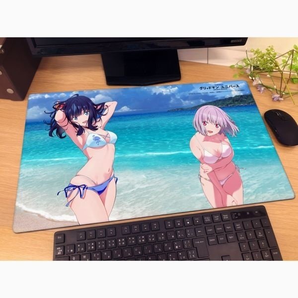 大胆なビキニ姿がまぶしい！『グリッドマン ユニバース』新条