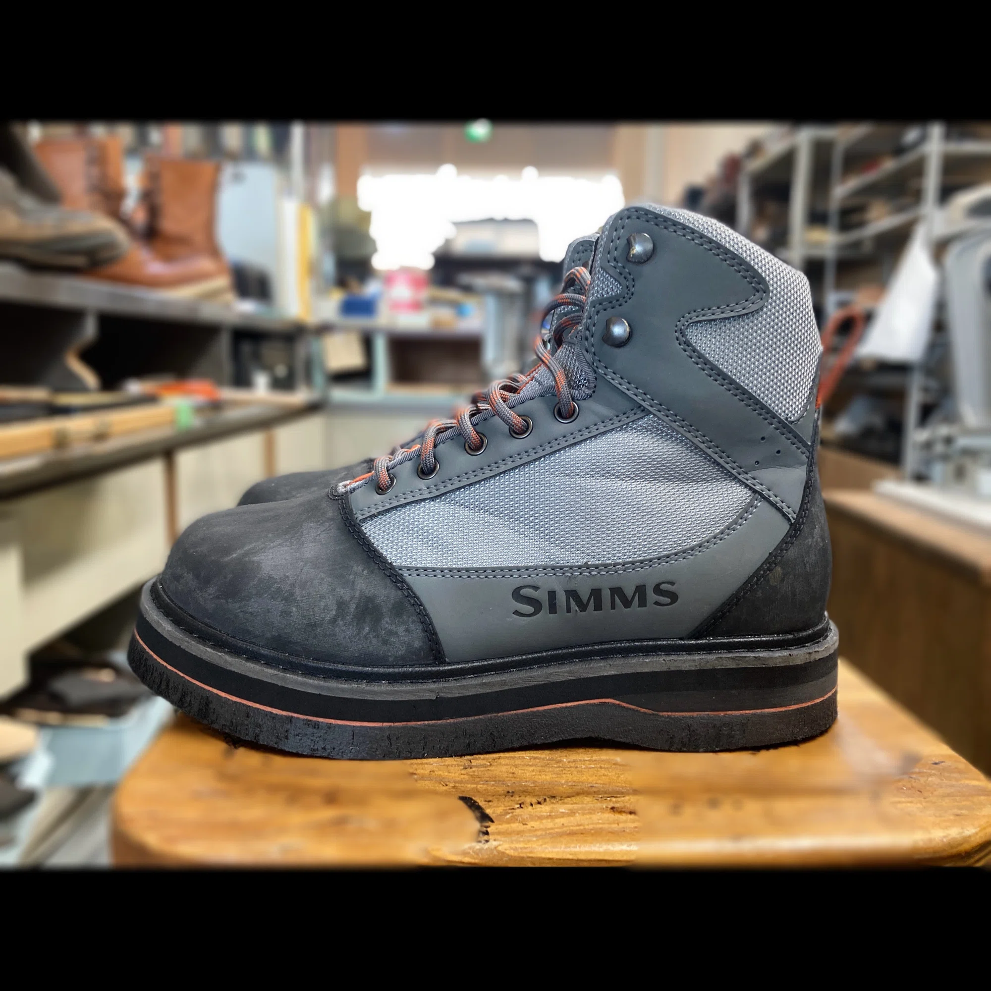 特殊ソール交換－渓流釣り用ブーツ/ウェーディングブーツ－】SIMMS 